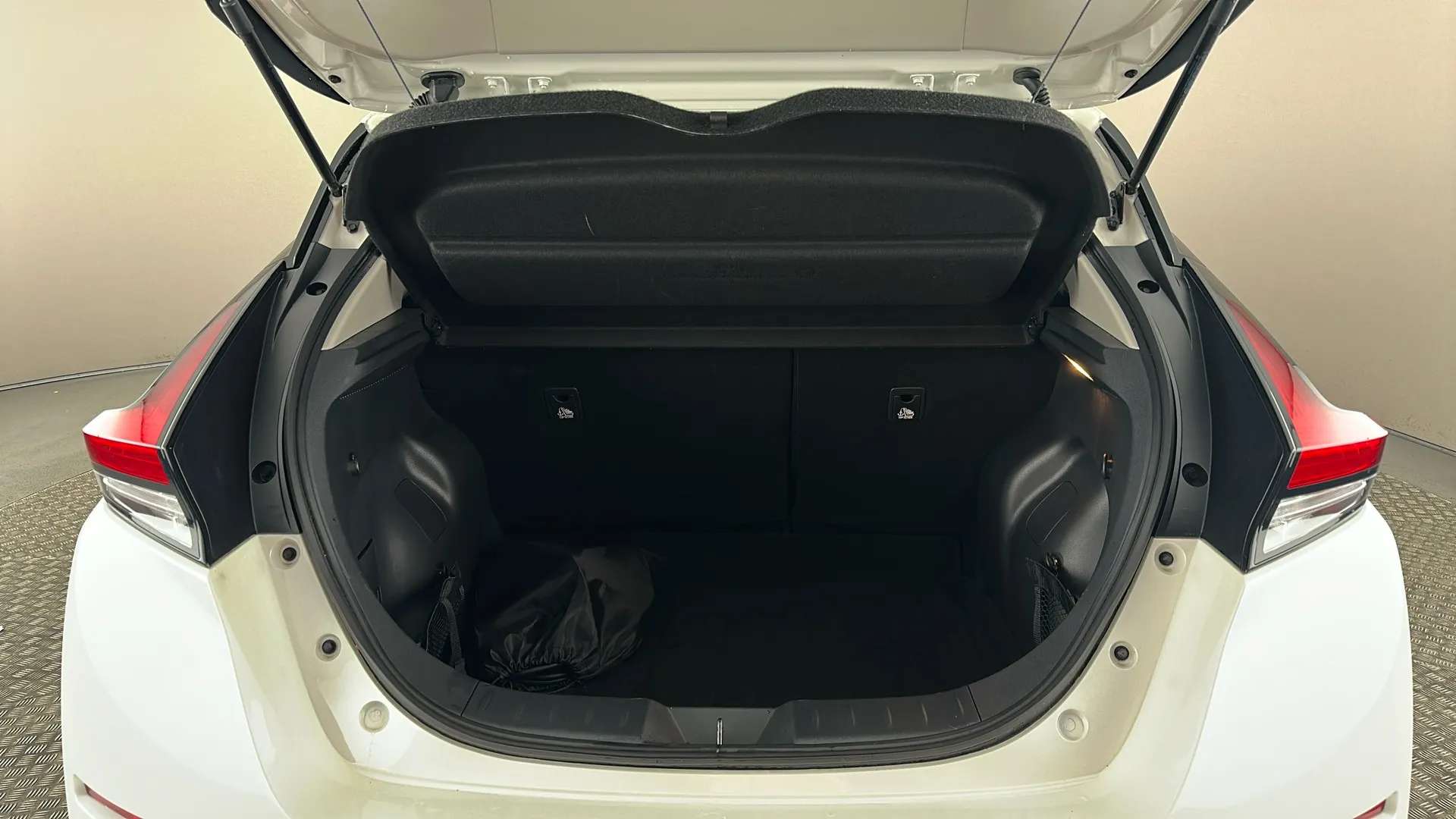 2024 NISSAN LEAF 2024 NISSAN LEAF