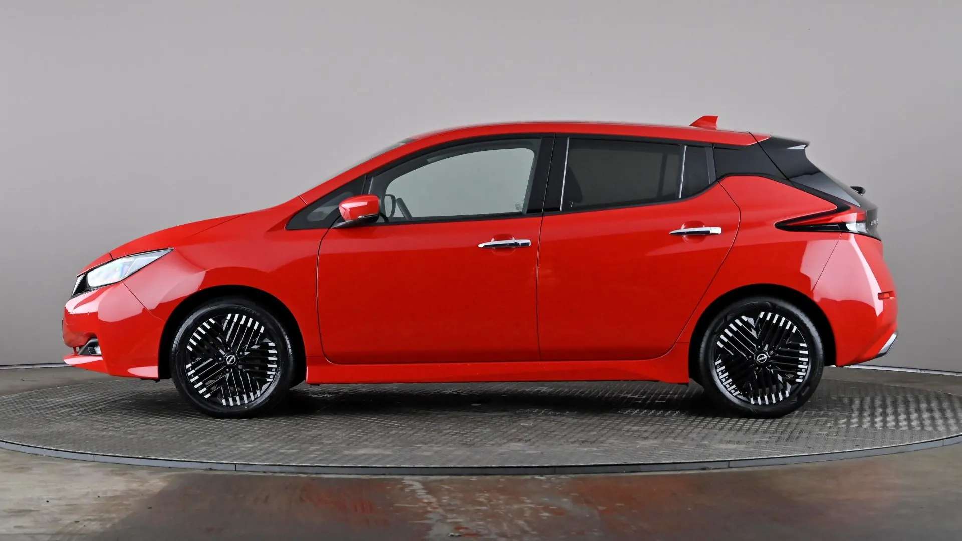 A 2022 NISSAN LEAF 110kW N-Connecta 39kWh Auto A 2022 NISSAN LEAF 110kW N-Connecta 39kWh Auto