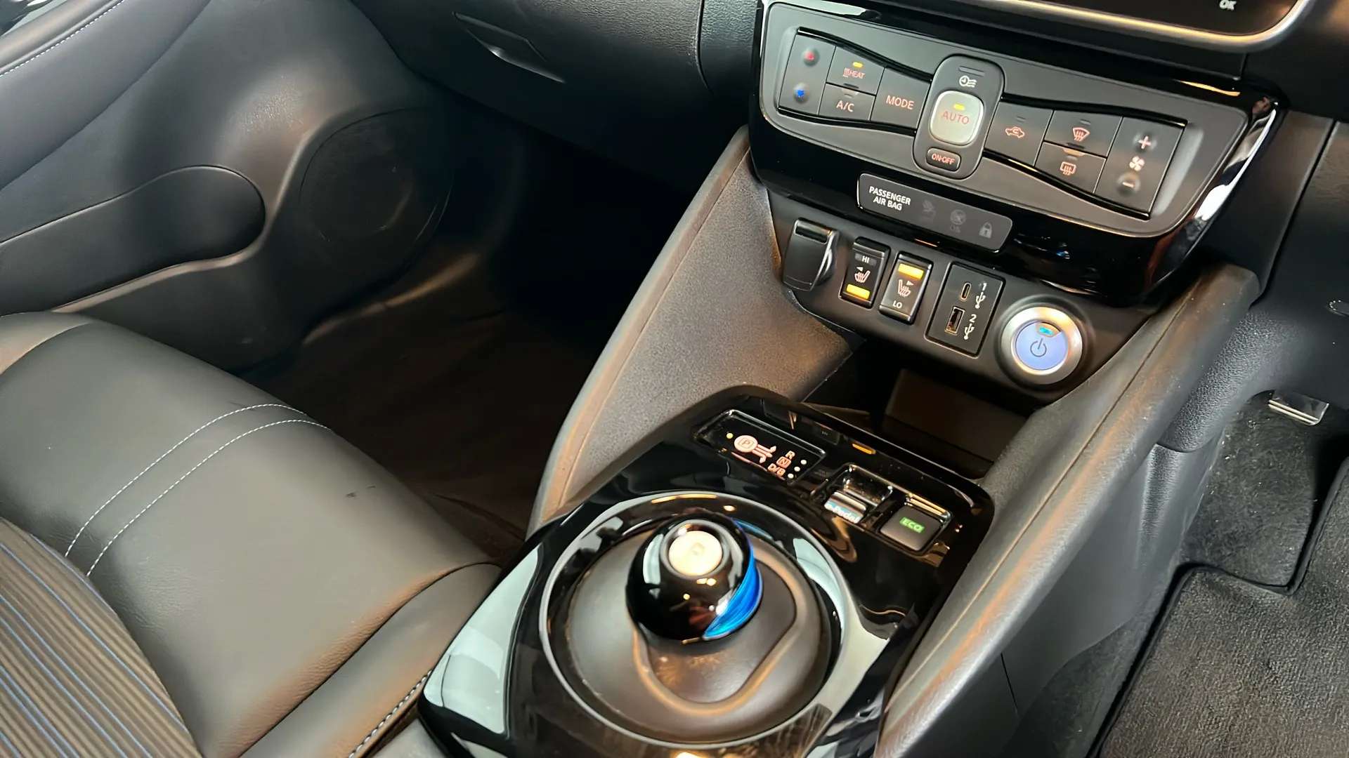 2022 NISSAN LEAF 2022 NISSAN LEAF