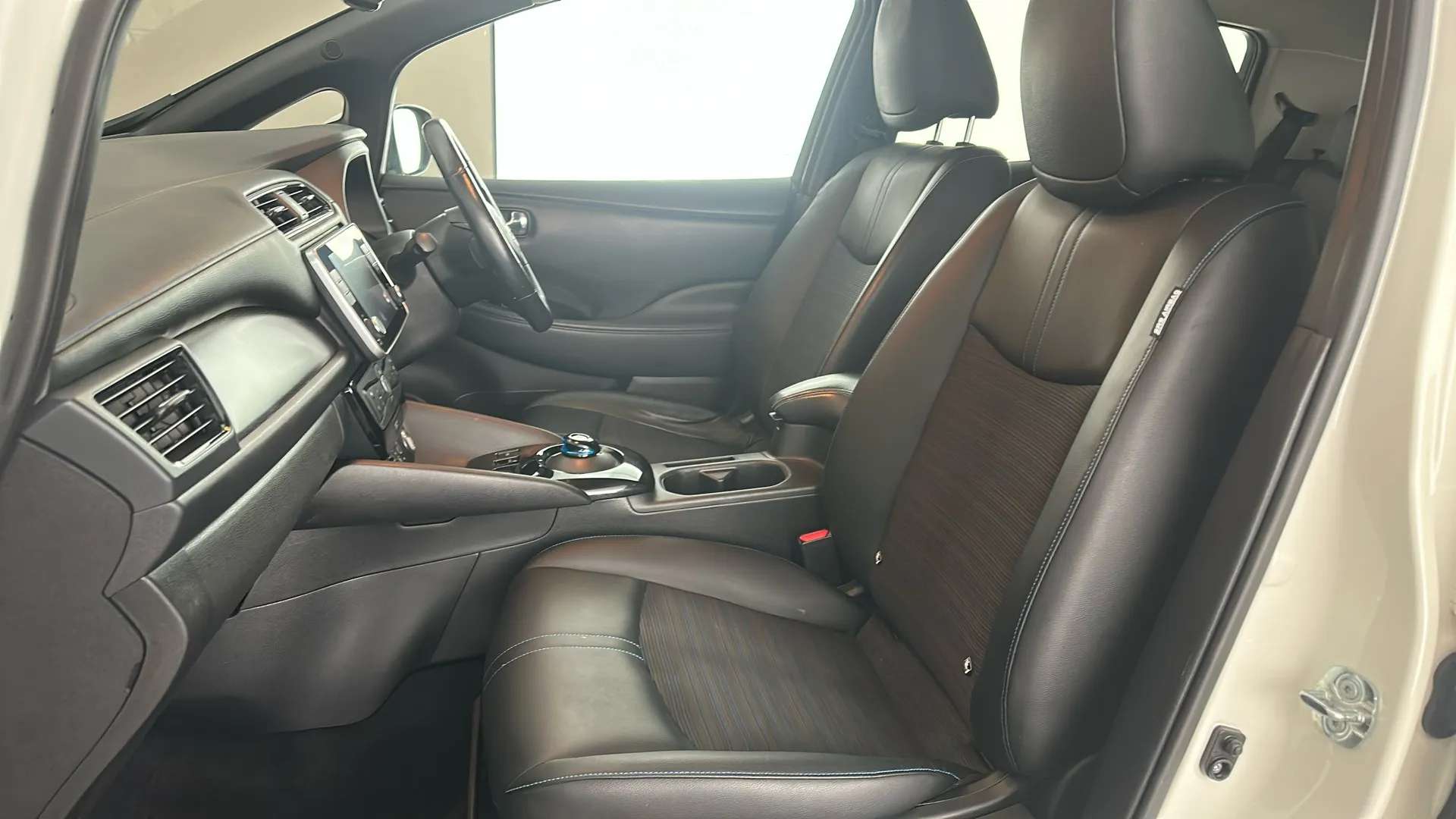 2019 NISSAN LEAF 2019 NISSAN LEAF