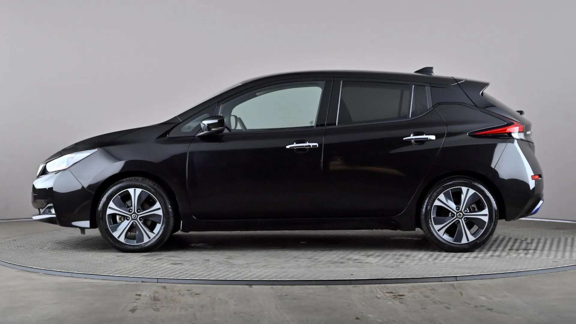 A 2022 NISSAN LEAF 110kW N-Connecta 40kWh Auto A 2022 NISSAN LEAF 110kW N-Connecta 40kWh Auto