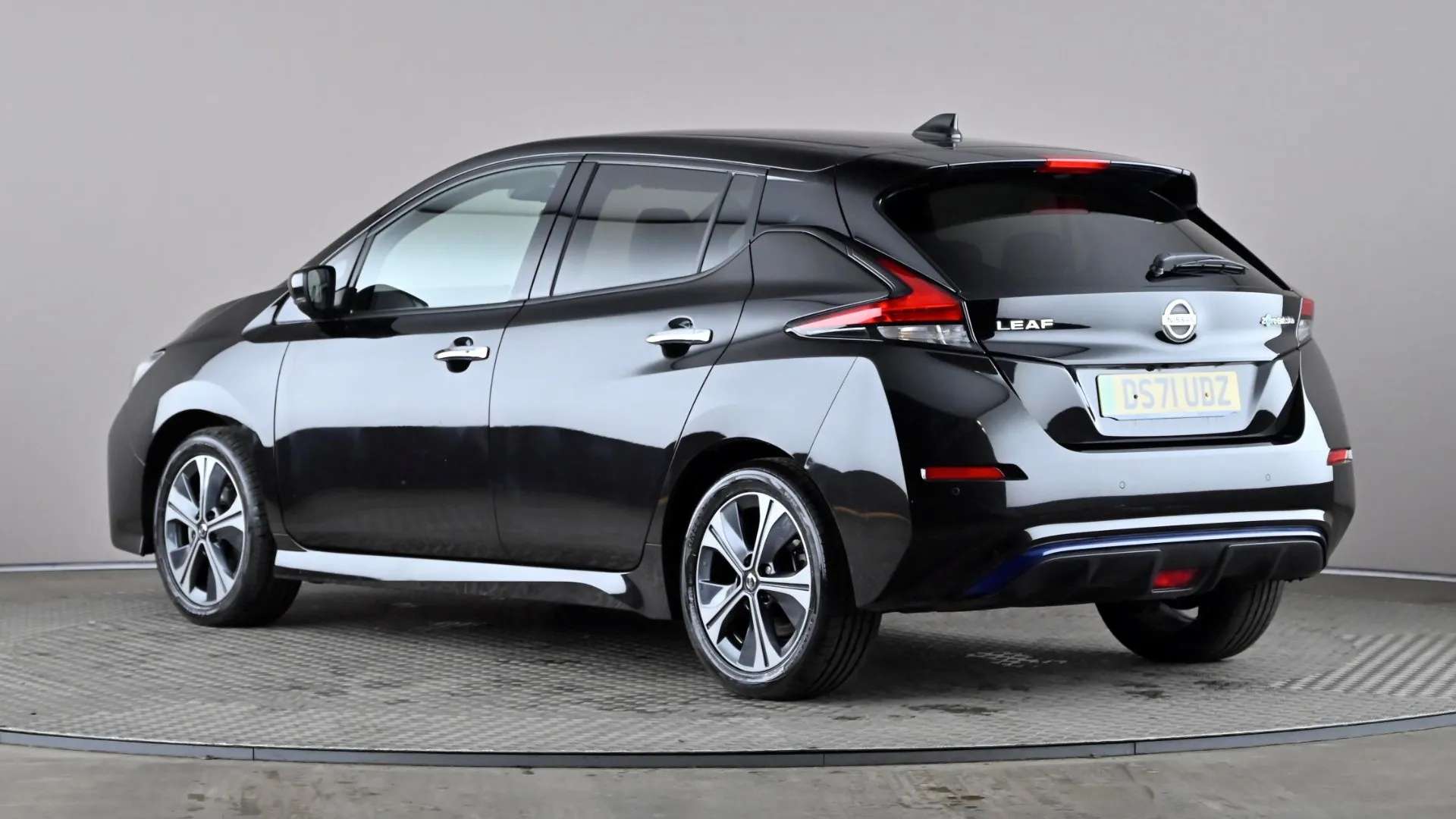 A 2022 NISSAN LEAF 110kW N-Connecta 40kWh Auto A 2022 NISSAN LEAF 110kW N-Connecta 40kWh Auto