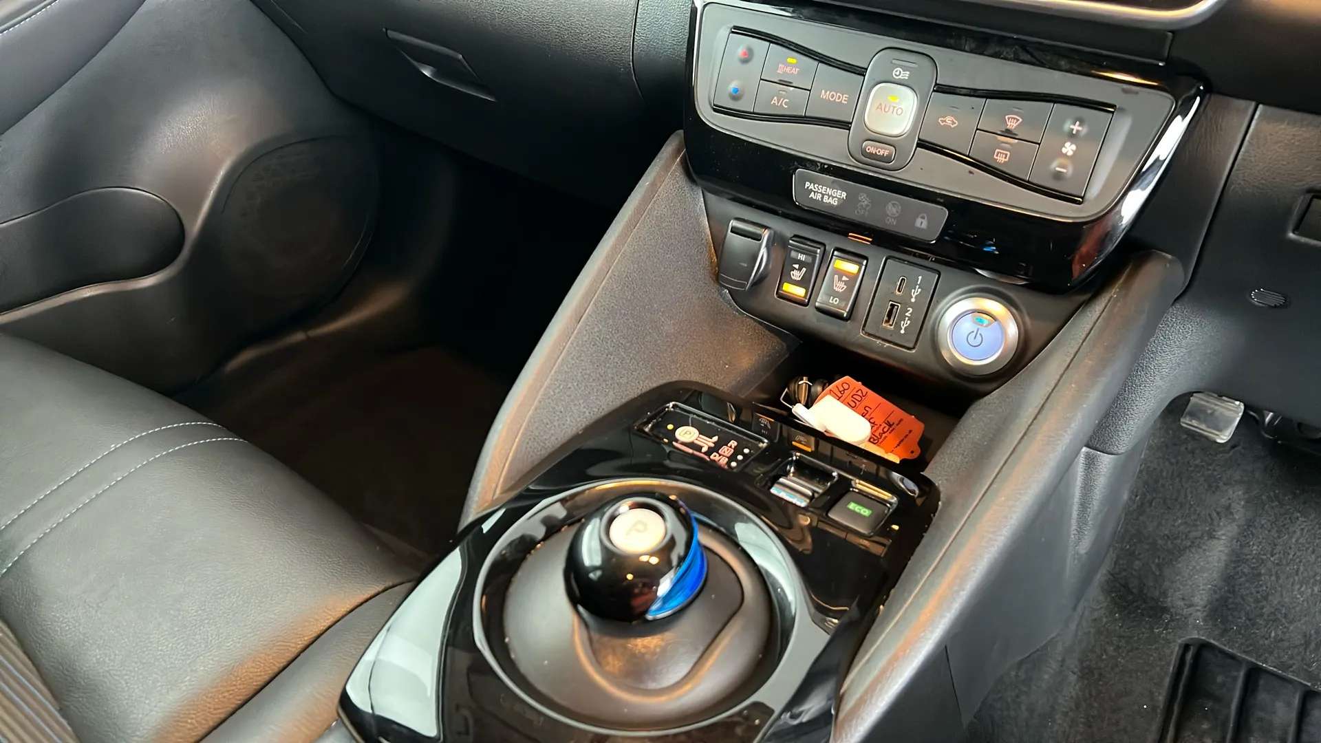 2022 NISSAN LEAF 2022 NISSAN LEAF