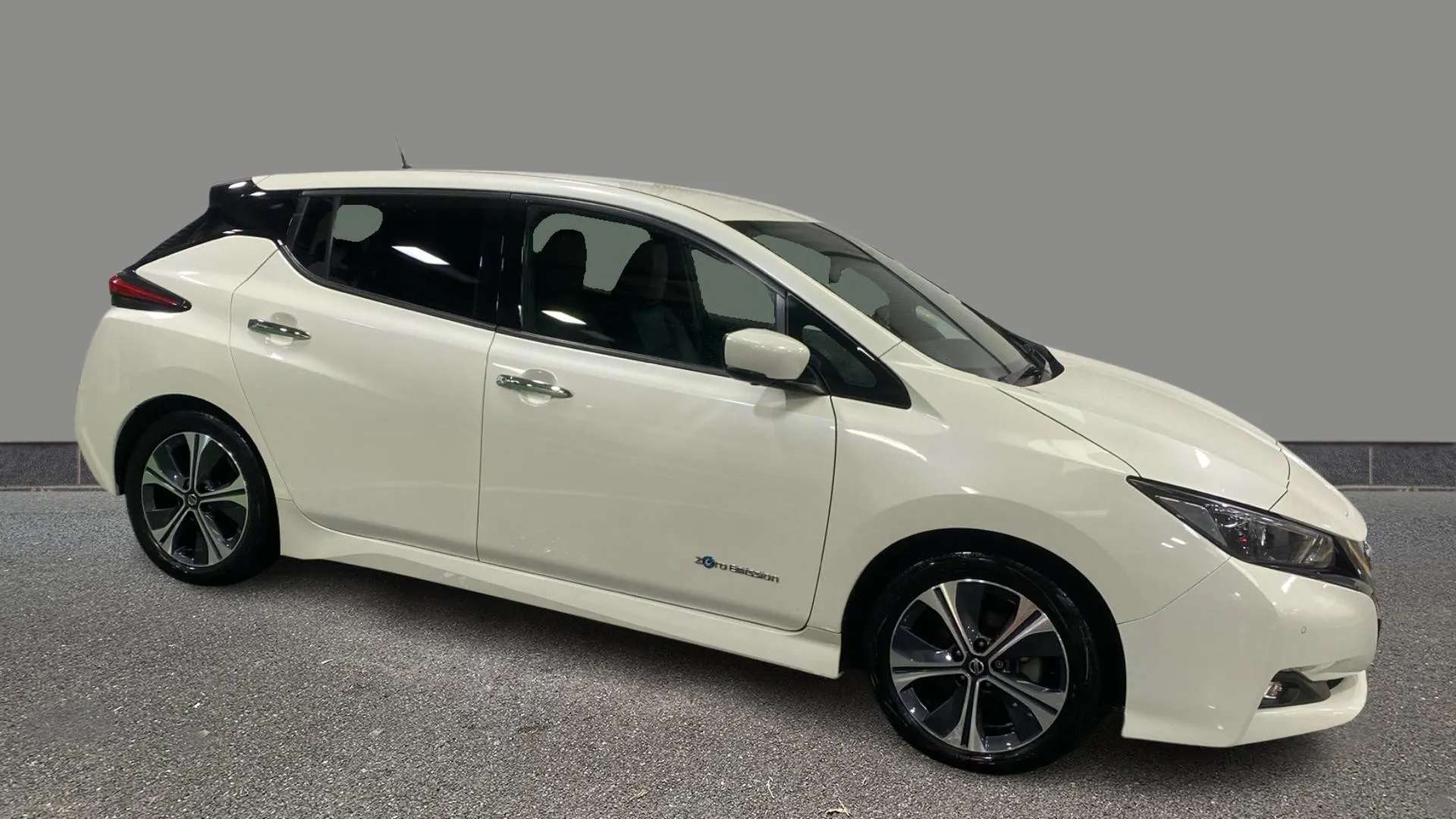 A 2019 NISSAN LEAF 110kW N-Connecta 40kWh Auto A 2019 NISSAN LEAF 110kW N-Connecta 40kWh Auto