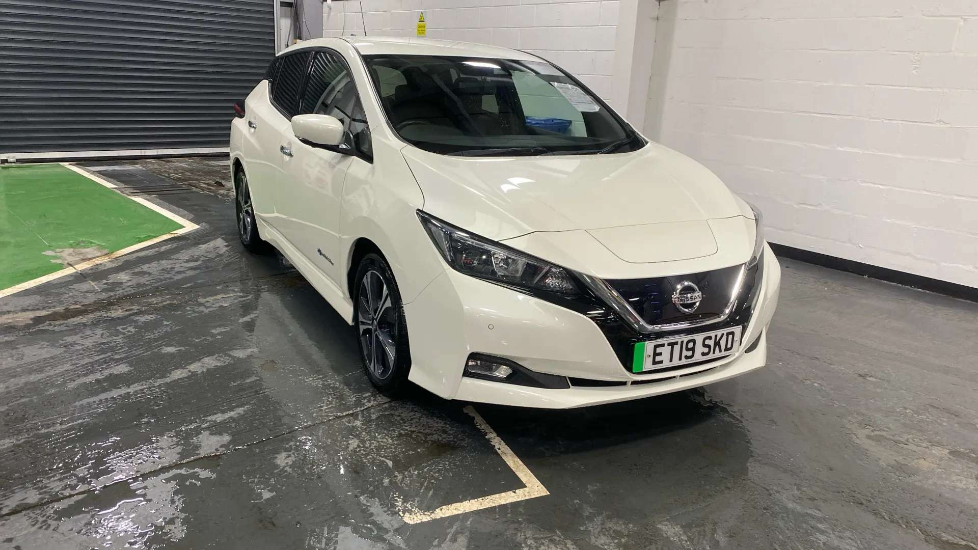 A 2019 NISSAN LEAF 110kW N-Connecta 40kWh Auto A 2019 NISSAN LEAF 110kW N-Connecta 40kWh Auto
