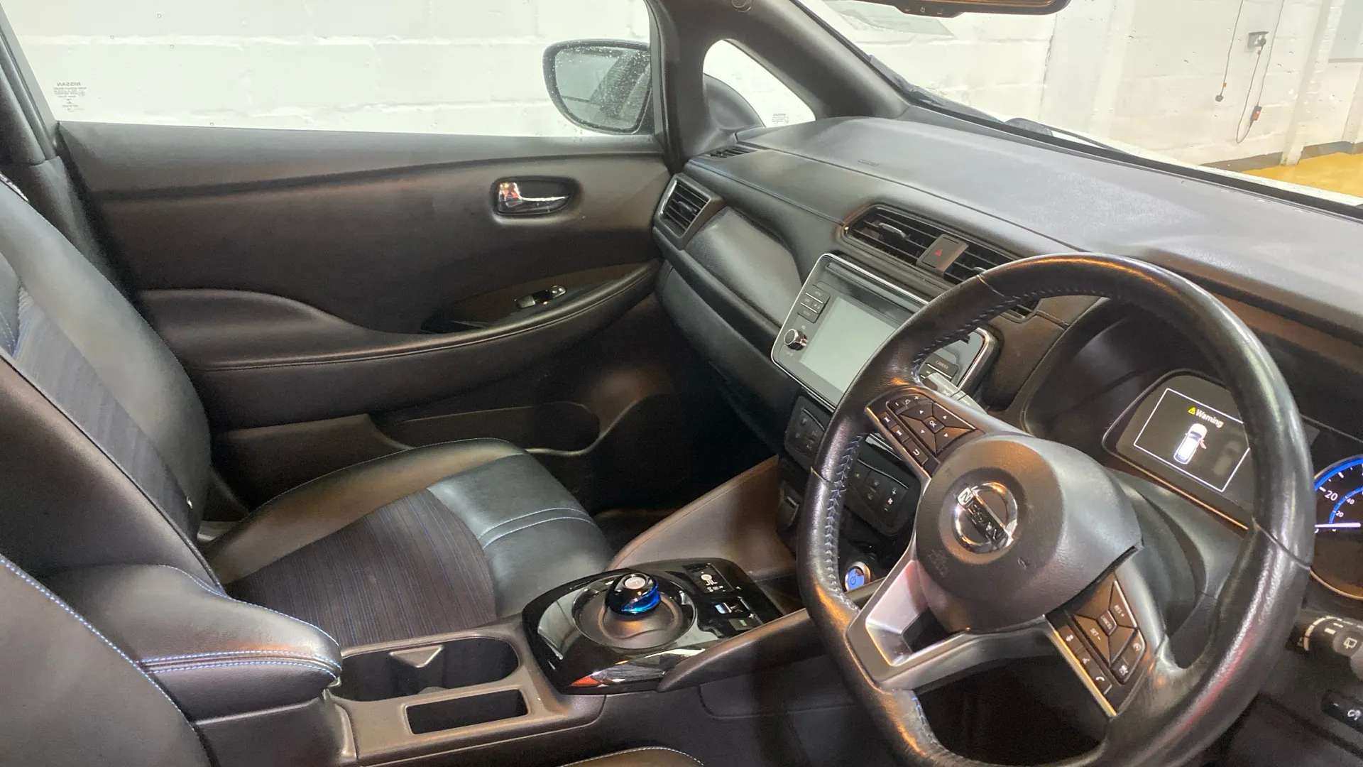 A 2019 NISSAN LEAF 110kW N-Connecta 40kWh Auto A 2019 NISSAN LEAF 110kW N-Connecta 40kWh Auto
