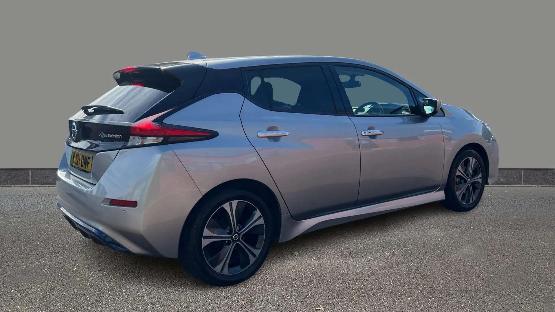 2021 NISSAN LEAF 2021 NISSAN LEAF