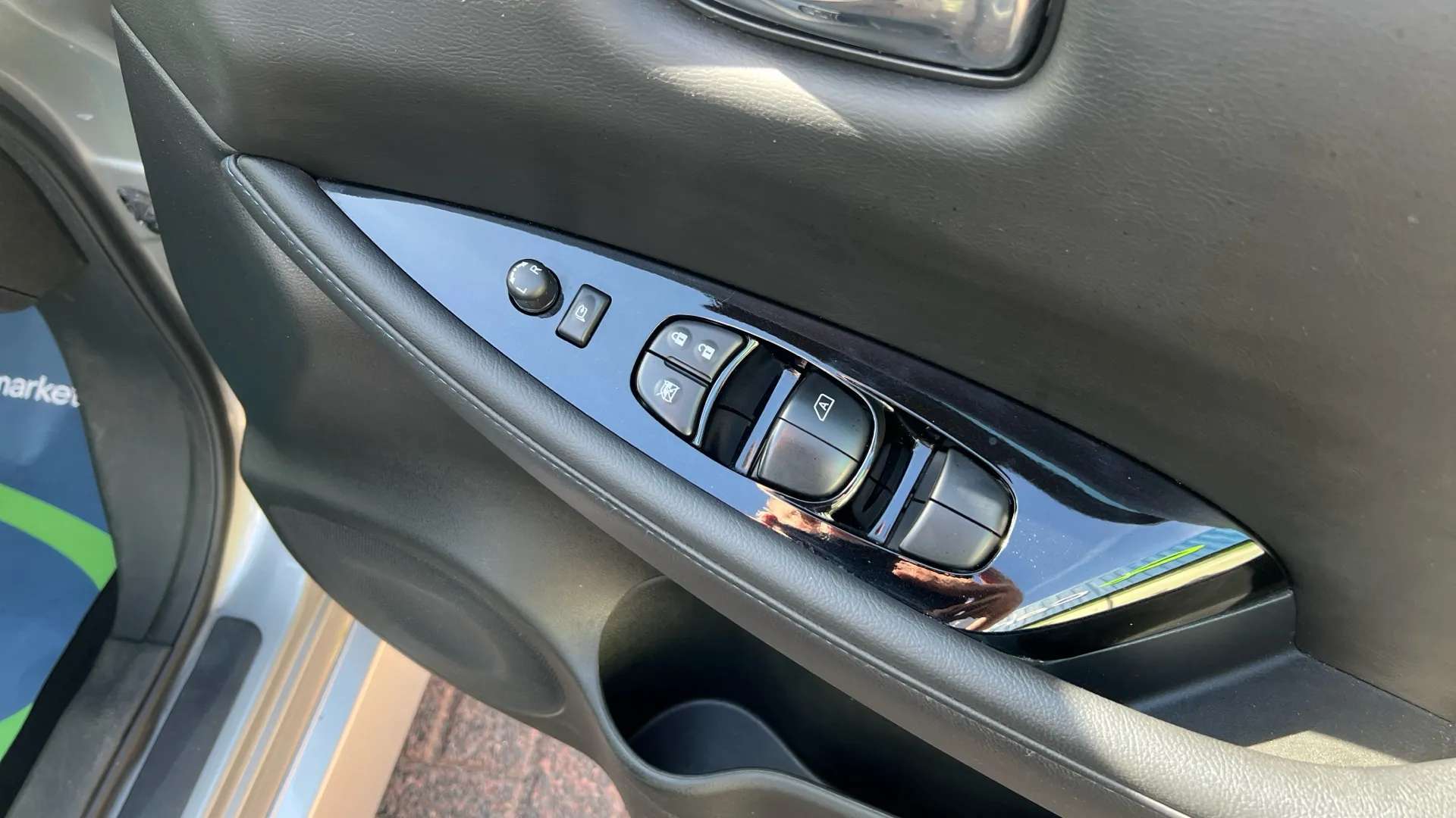 2021 NISSAN LEAF 2021 NISSAN LEAF