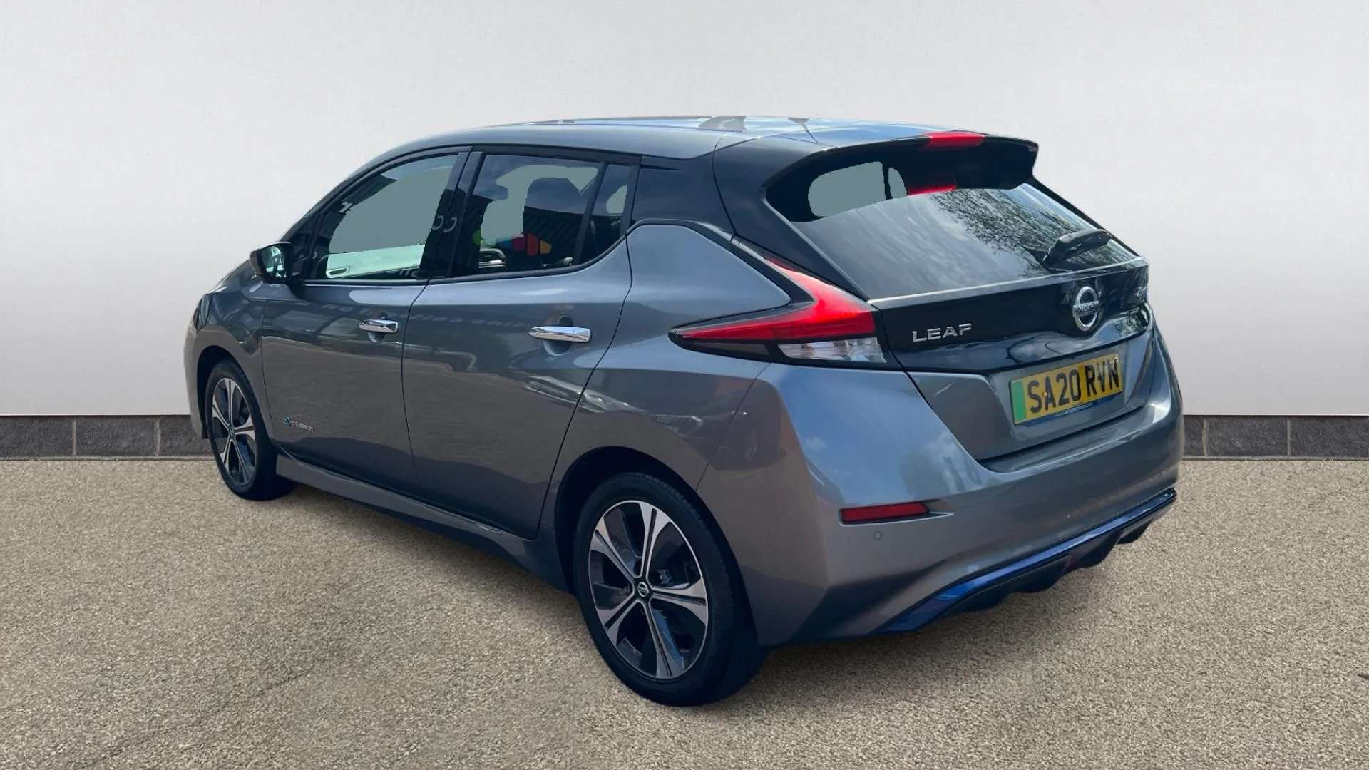 A 2020 NISSAN LEAF 110kW N-Connecta 40kWh Auto A 2020 NISSAN LEAF 110kW N-Connecta 40kWh Auto