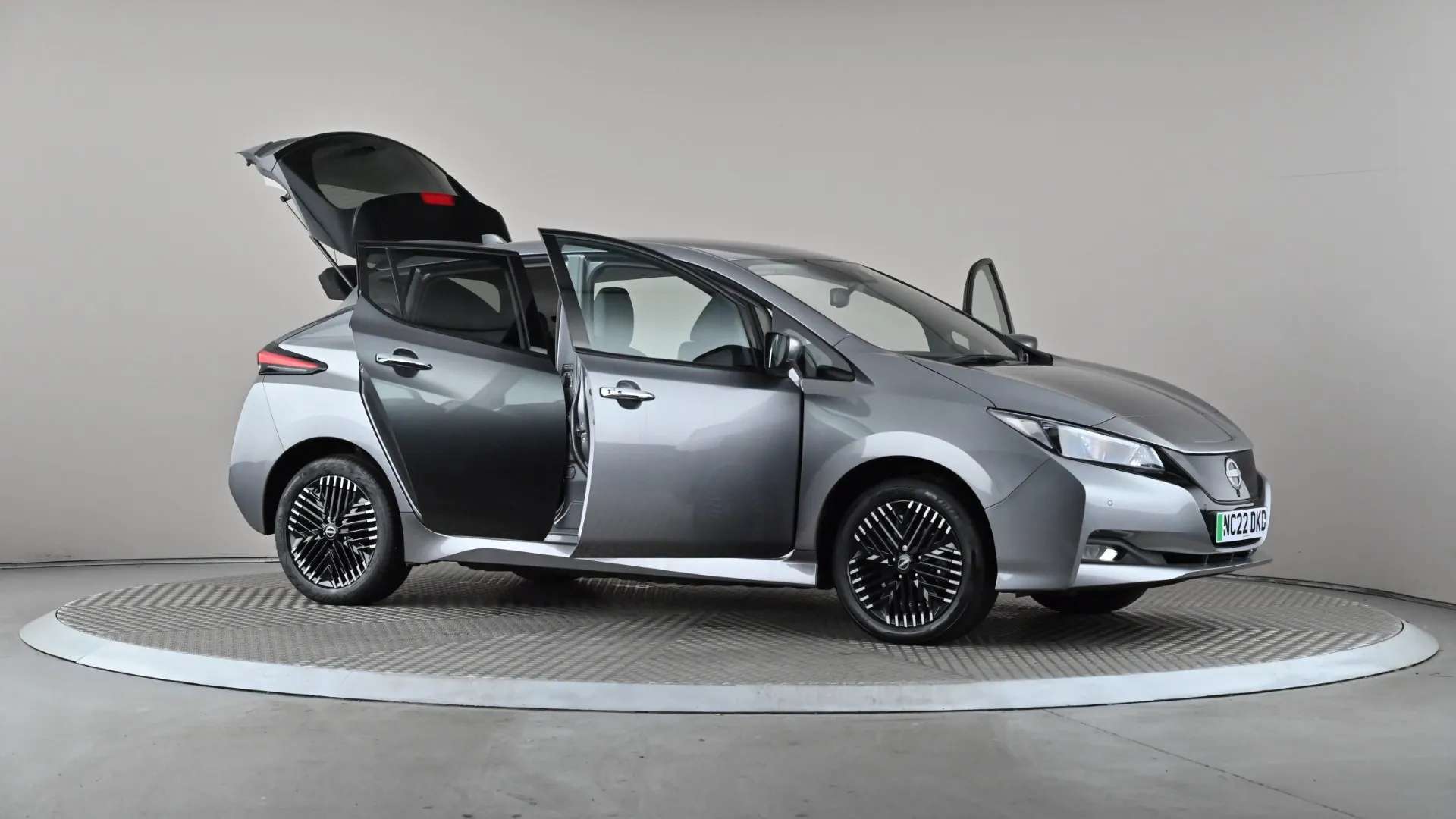 2022 NISSAN LEAF 2022 NISSAN LEAF