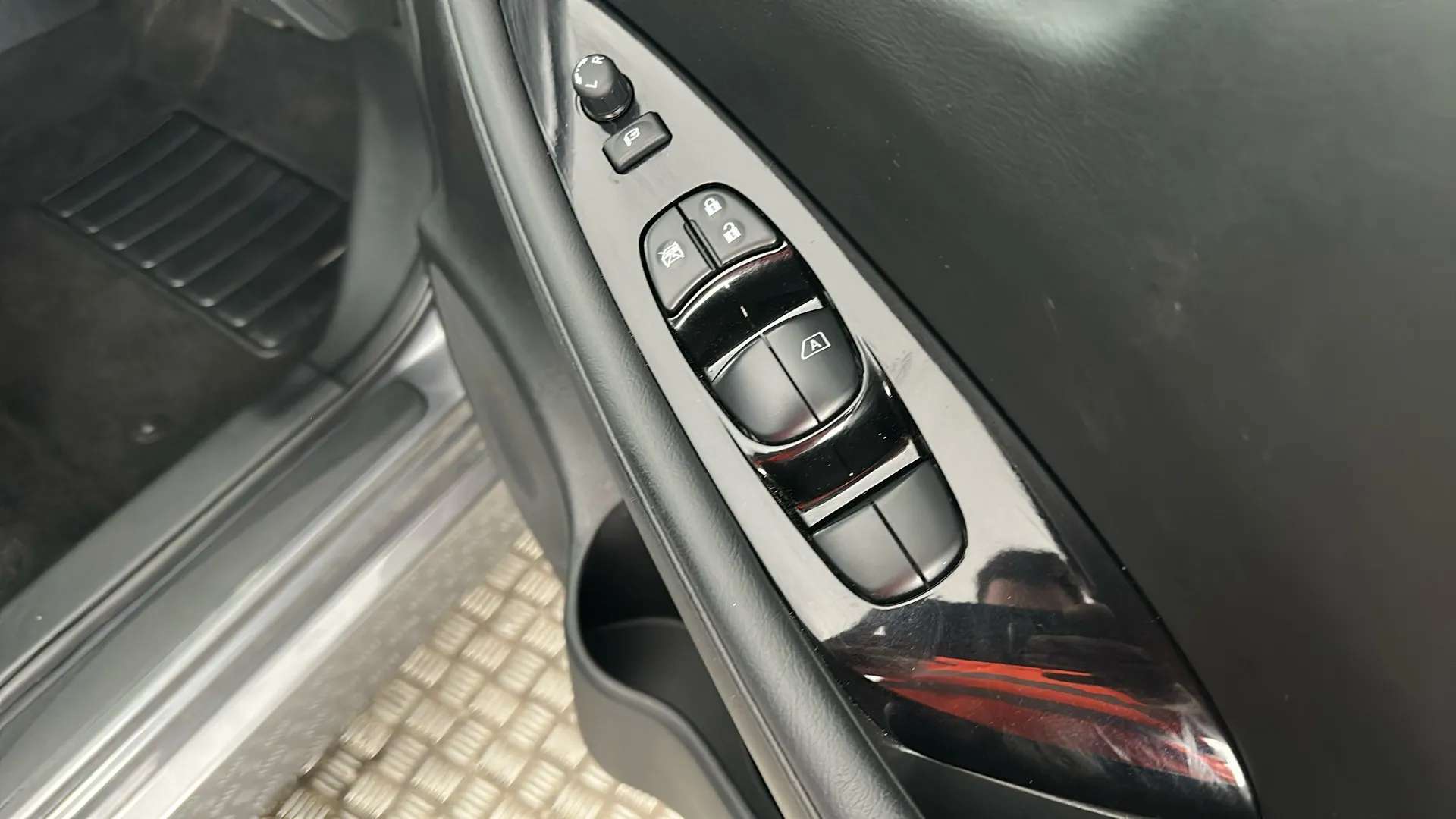 2022 NISSAN LEAF 2022 NISSAN LEAF