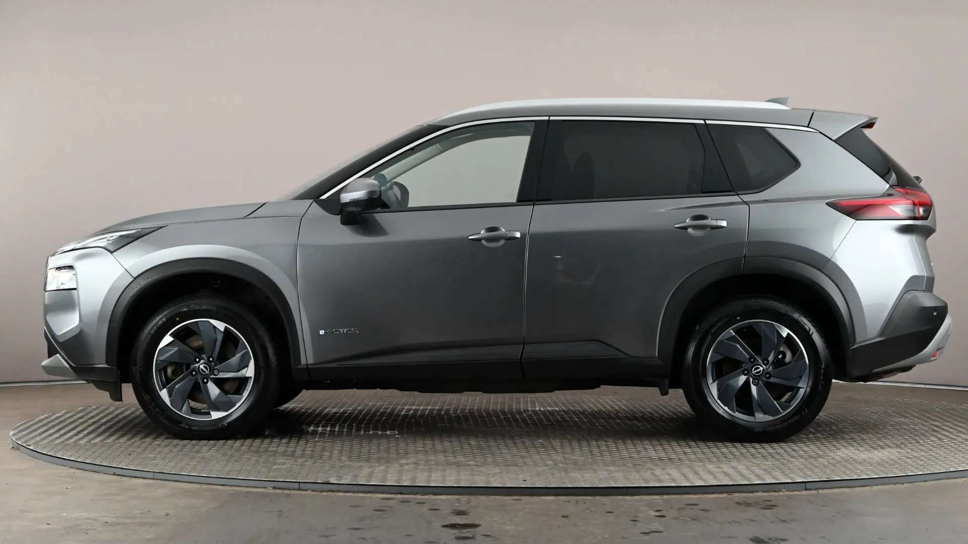 A 2025 NISSAN X-TRAIL 1.5 E-Power E-4orce 213 N-Connecta 7Seat Auto A 2025 NISSAN X-TRAIL 1.5 E-Power E-4orce 213 N-Connecta 7Seat Auto