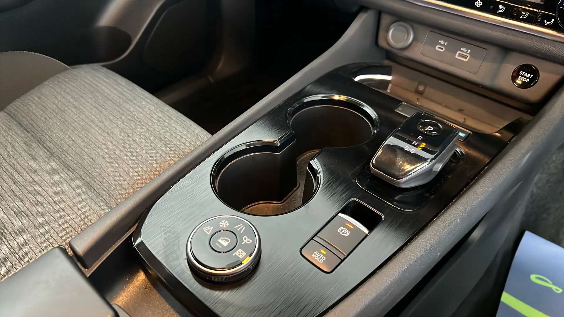 2025 NISSAN X-TRAIL 2025 NISSAN X-TRAIL