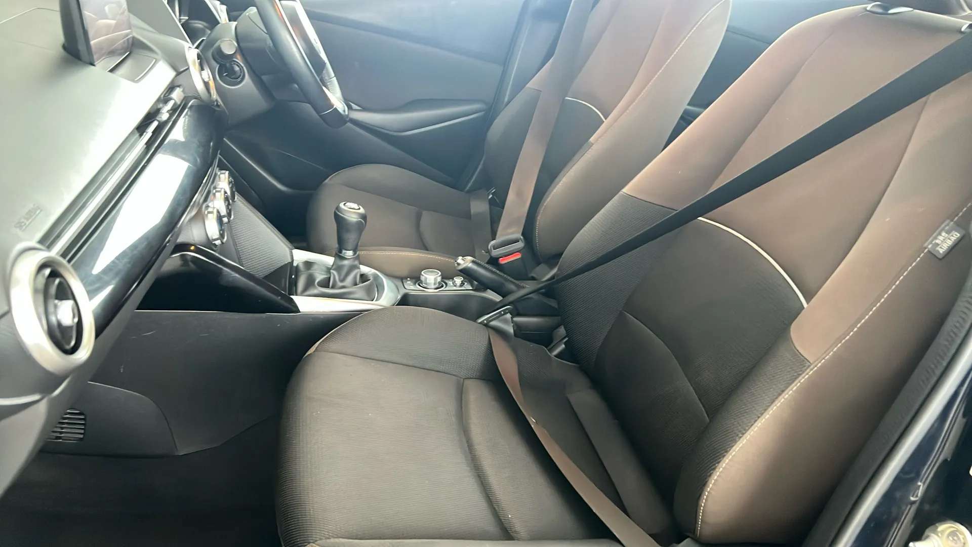 2023 MAZDA MAZDA2 2023 MAZDA MAZDA2