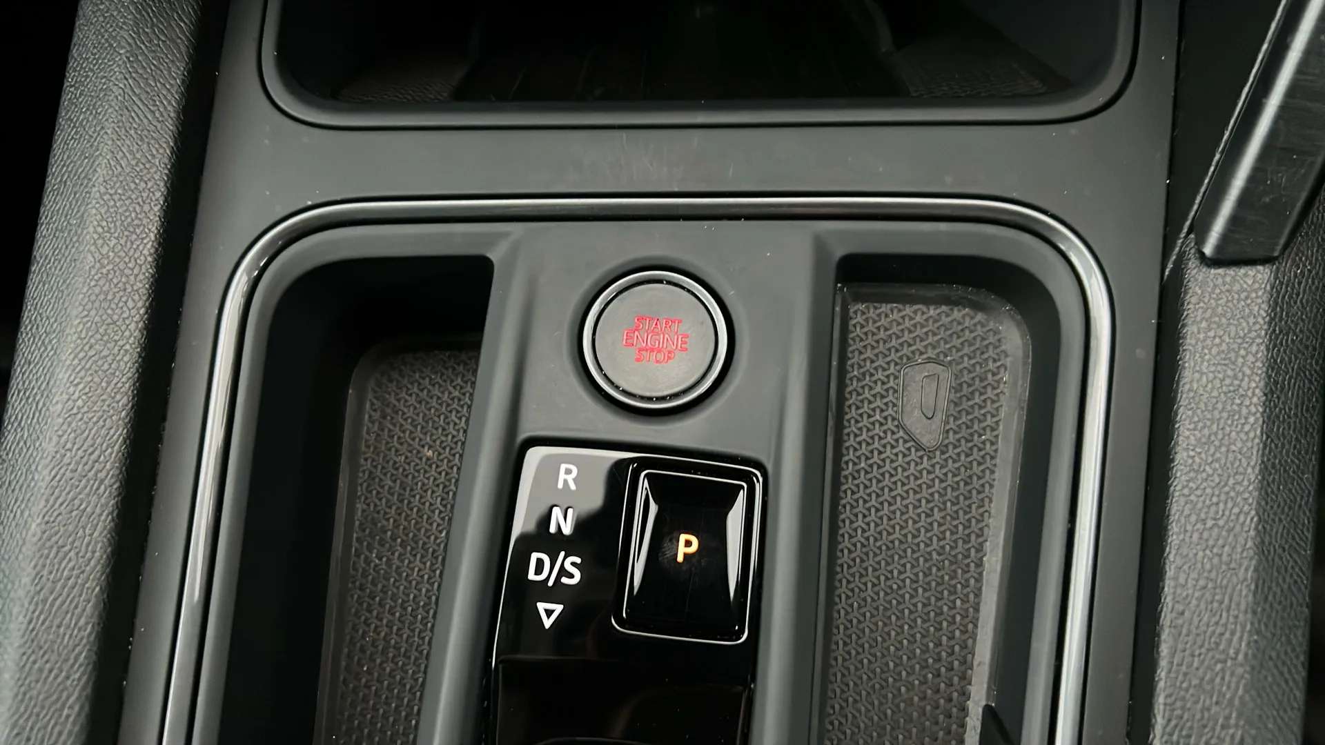 2024 CUPRA FORMENTOR 2024 CUPRA FORMENTOR