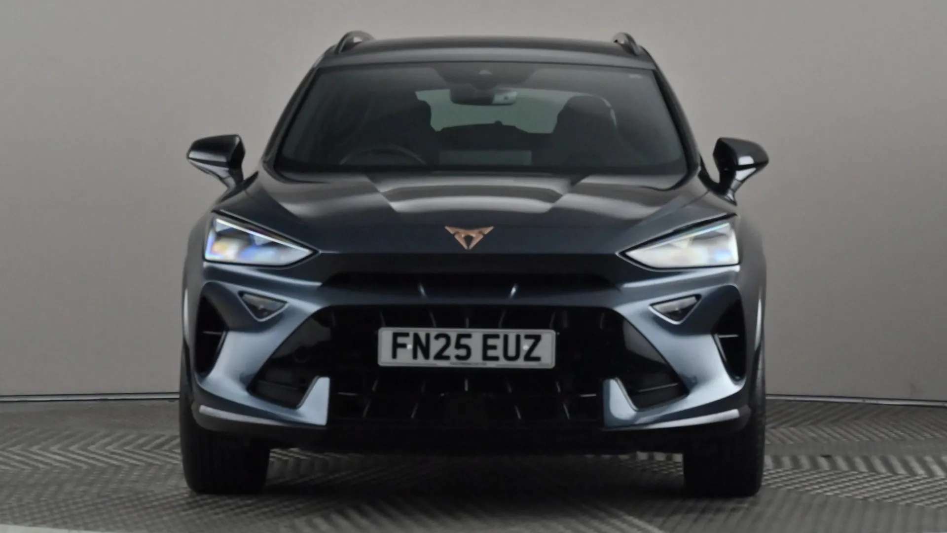 A 2025 CUPRA FORMENTOR 1.5 eHybrid 204 V2 DSG A 2025 CUPRA FORMENTOR 1.5 eHybrid 204 V2 DSG