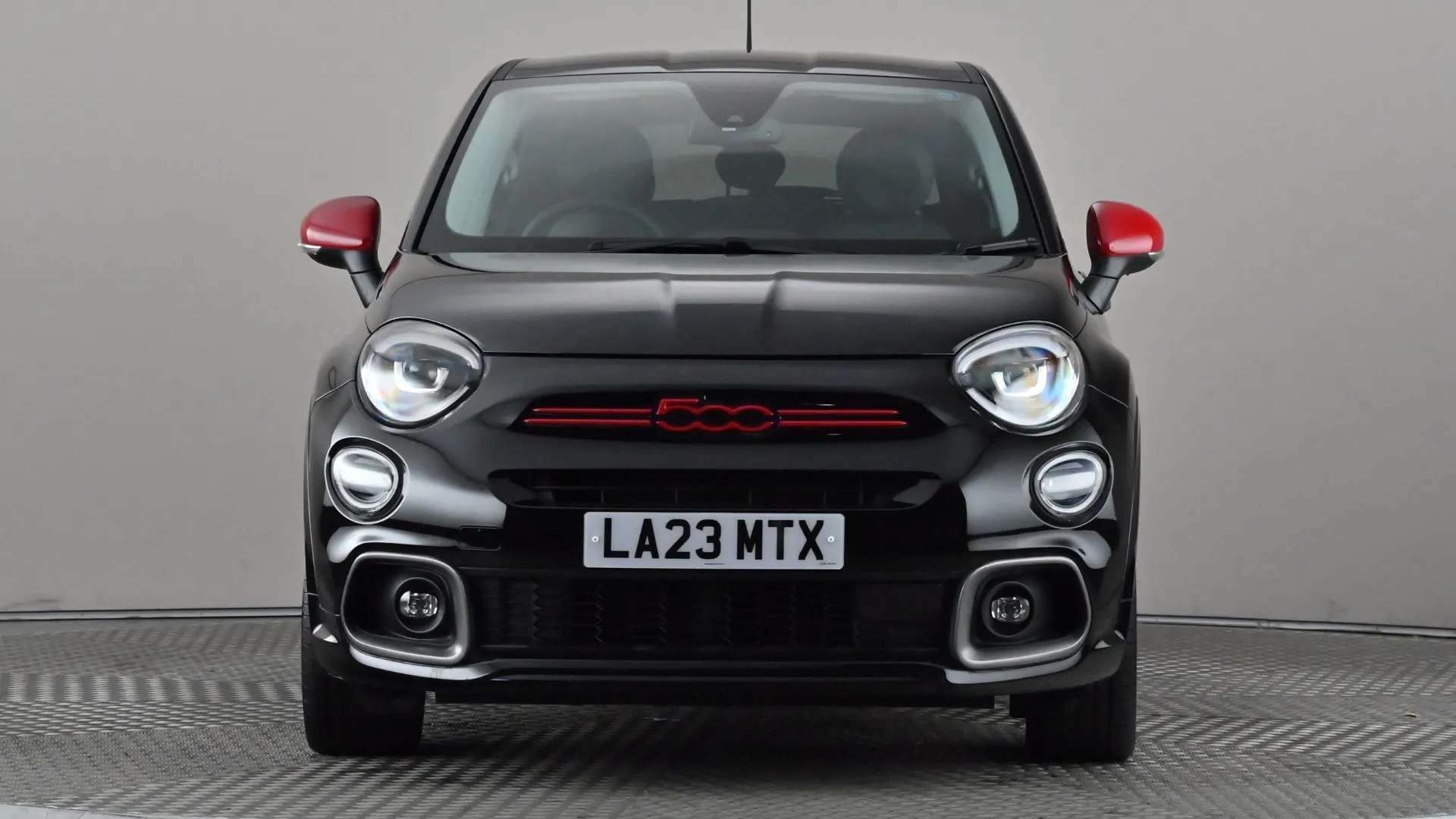 A 2023 FIAT 500X 1.5 Hybrid 48V RED DDCT A 2023 FIAT 500X 1.5 Hybrid 48V RED DDCT