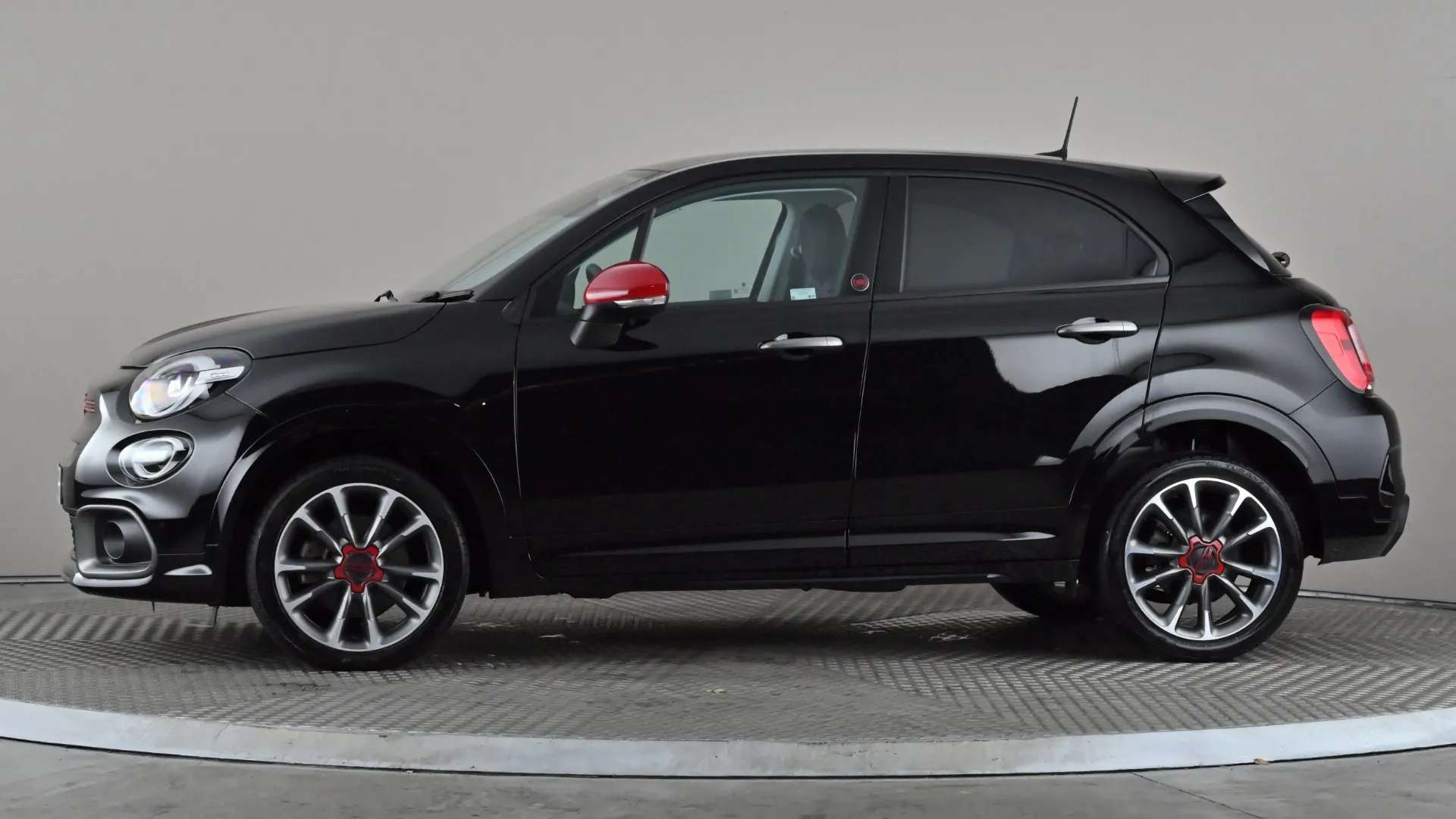 A 2023 FIAT 500X 1.5 Hybrid 48V RED DDCT A 2023 FIAT 500X 1.5 Hybrid 48V RED DDCT
