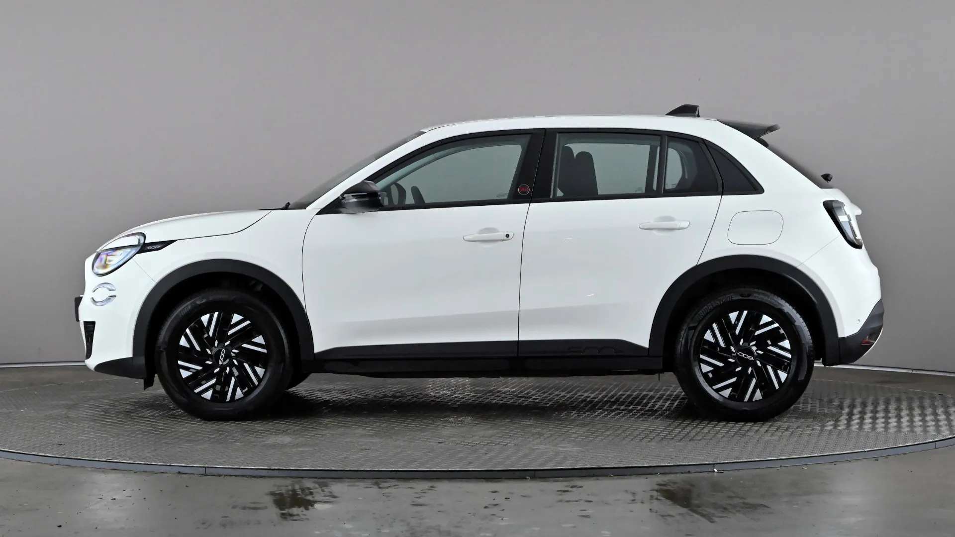 2025 FIAT 600 2025 FIAT 600