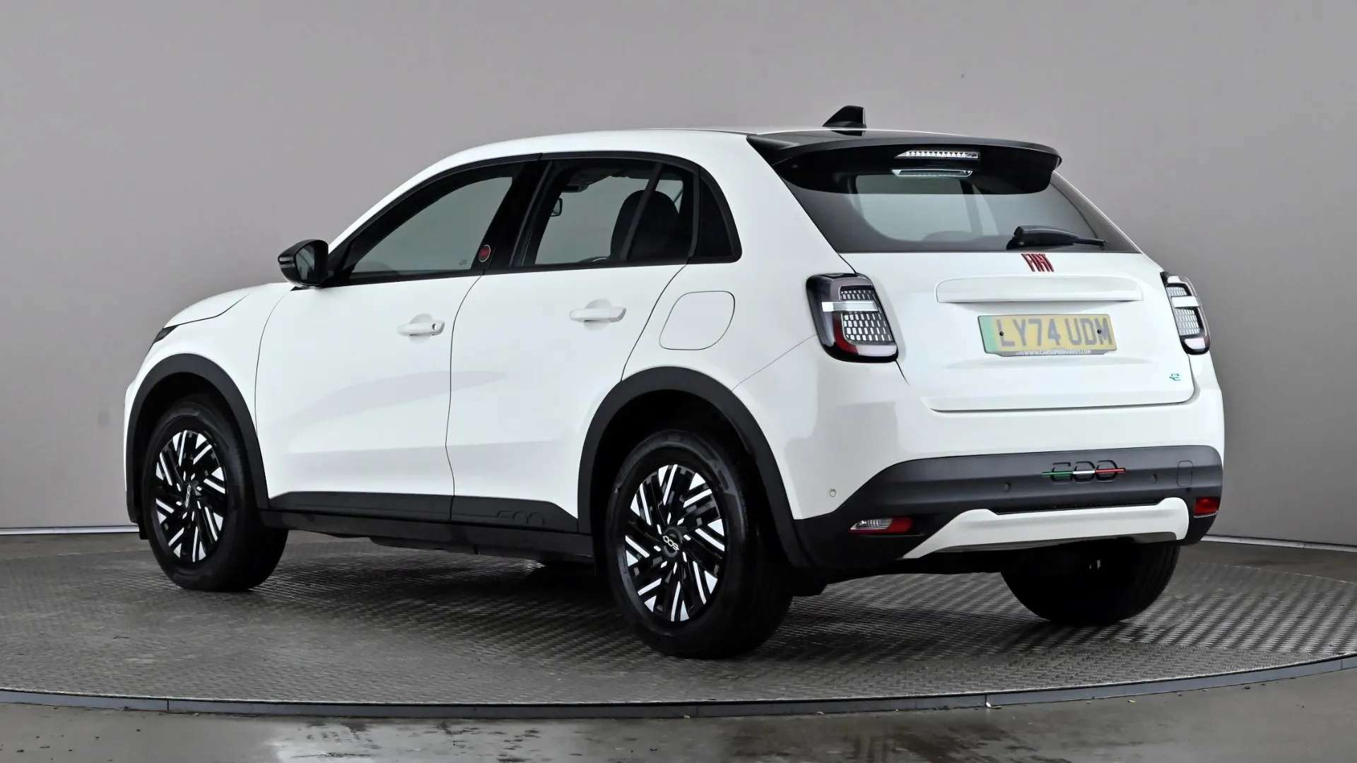 2025 FIAT 600 2025 FIAT 600