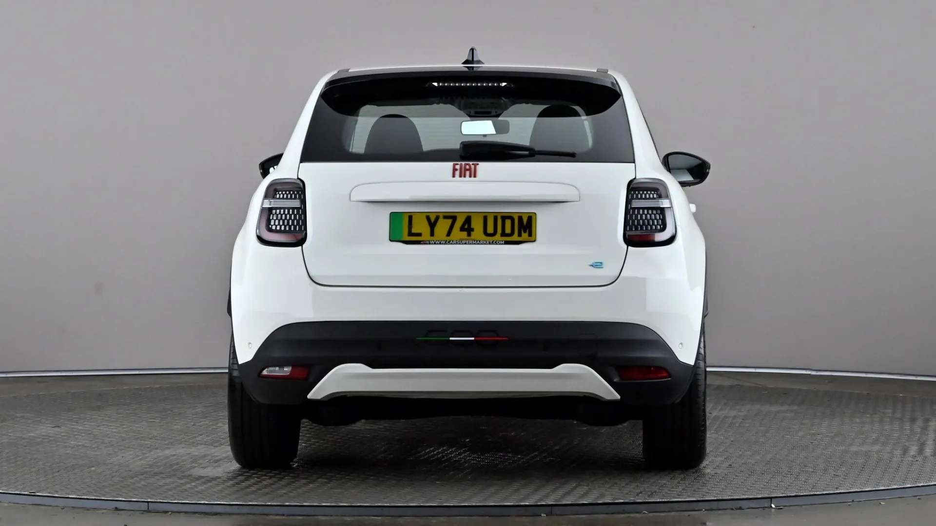 2025 FIAT 600 2025 FIAT 600