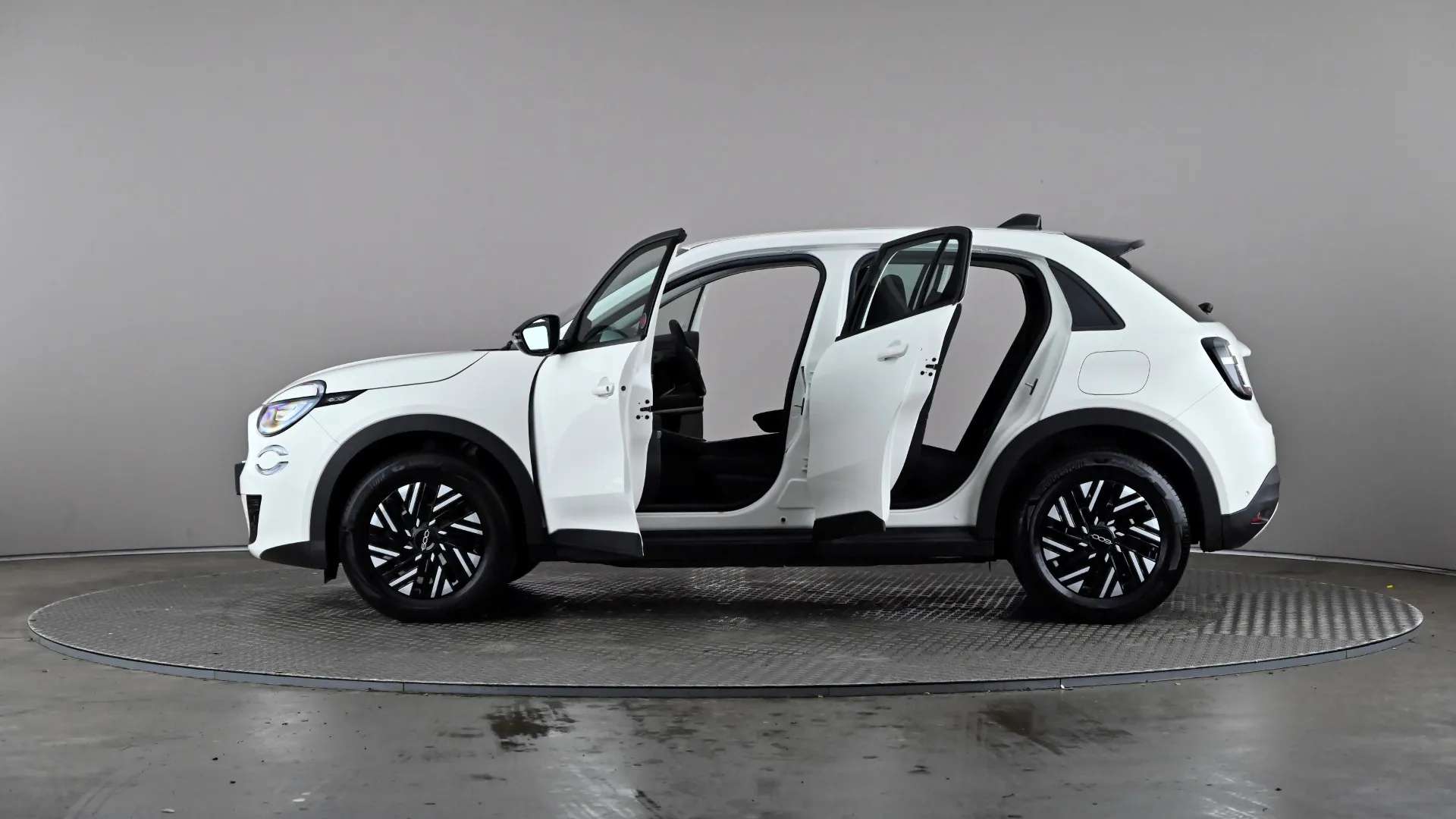 2025 FIAT 600 2025 FIAT 600