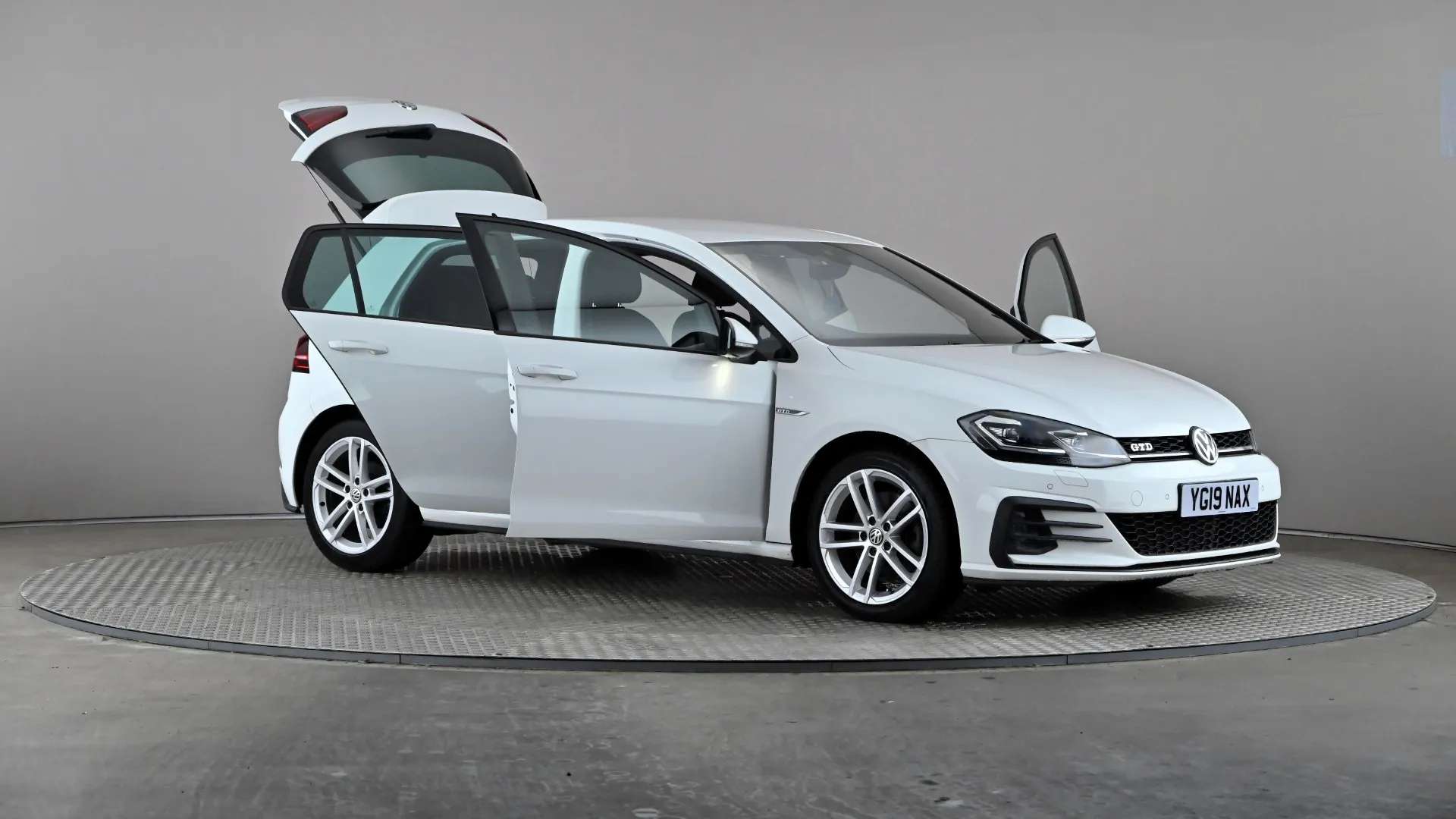 2019 VOLKSWAGEN GOLF 2019 VOLKSWAGEN GOLF