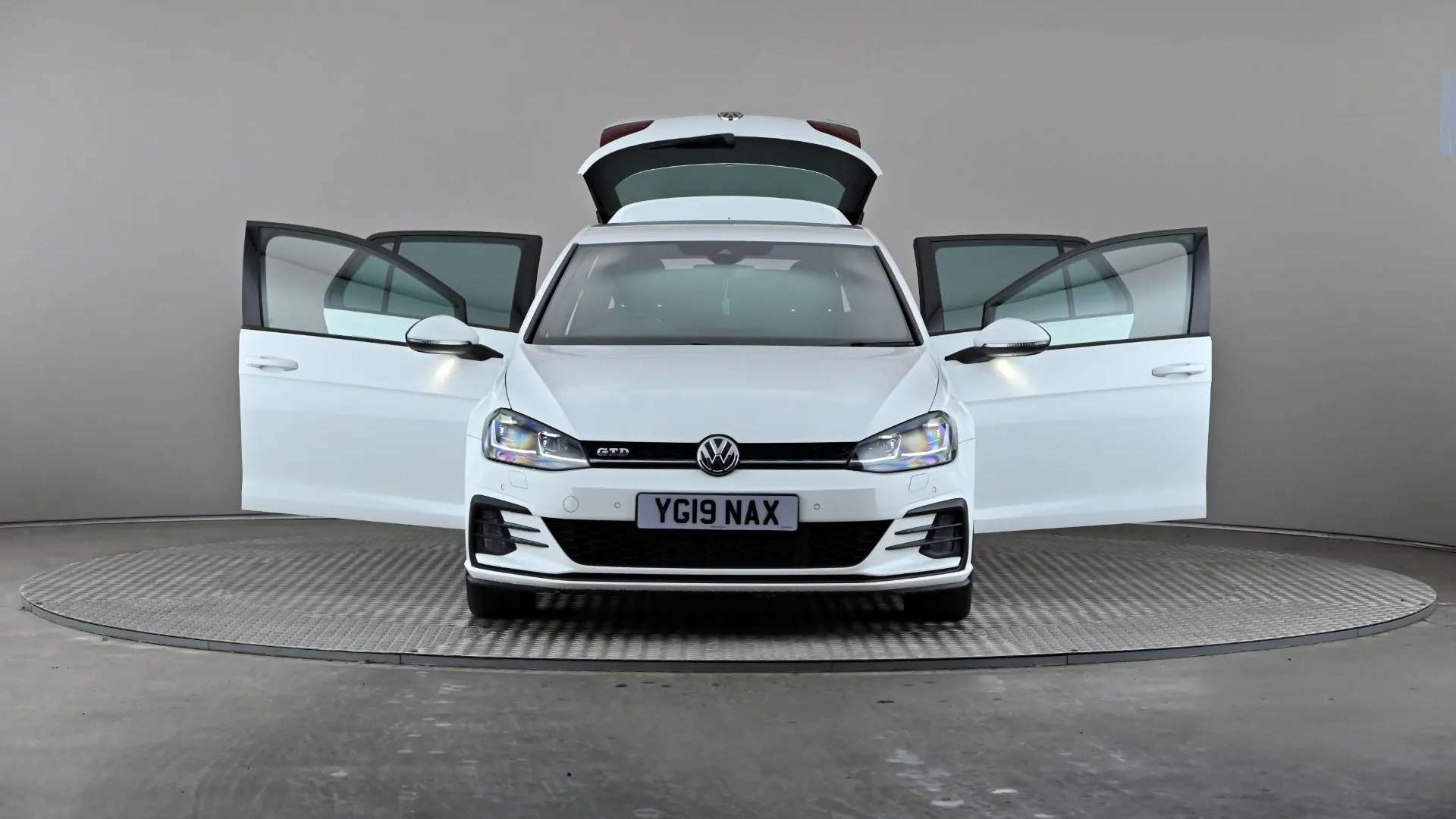 2019 VOLKSWAGEN GOLF 2019 VOLKSWAGEN GOLF