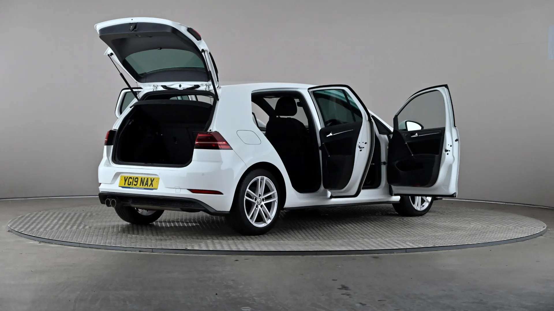 2019 VOLKSWAGEN GOLF 2019 VOLKSWAGEN GOLF