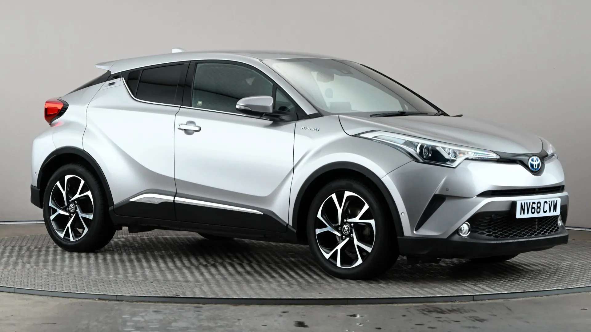 A 2018 TOYOTA C-HR 1.8 Hybrid Design CVT A 2018 TOYOTA C-HR 1.8 Hybrid Design CVT