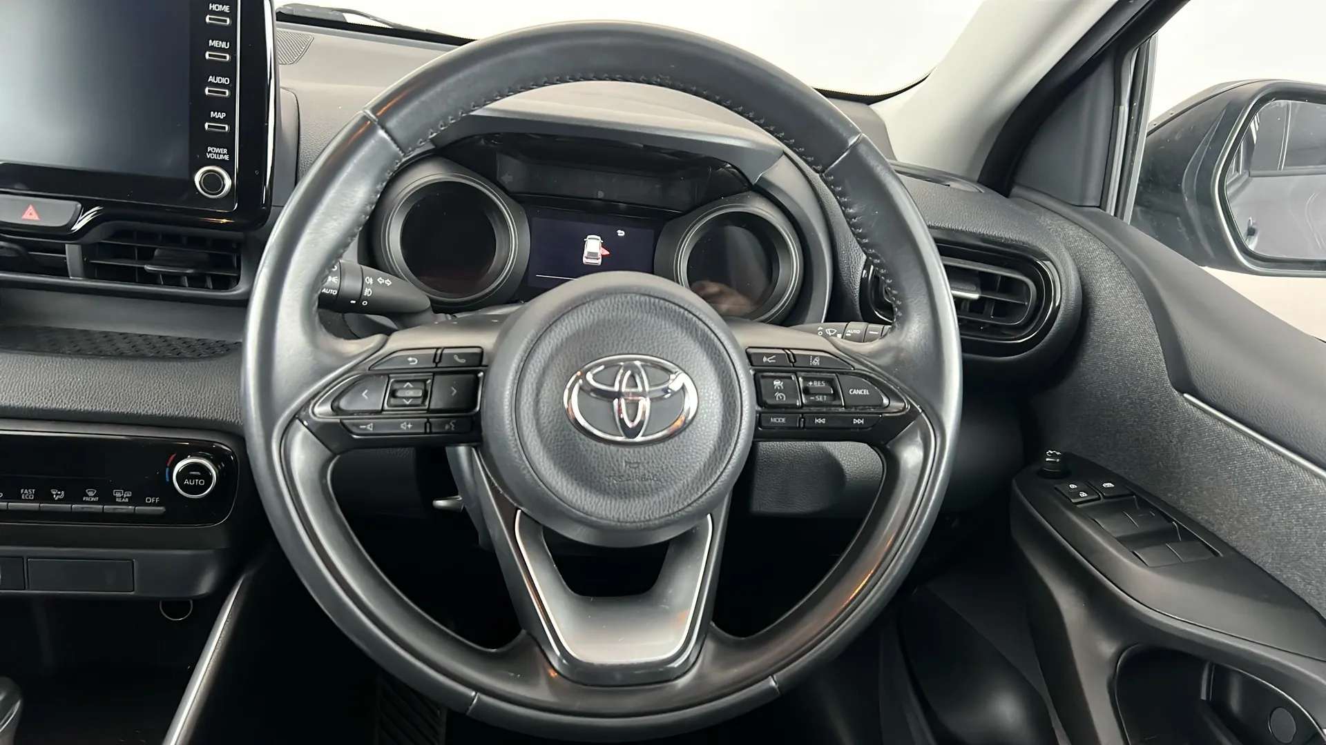 2021 TOYOTA YARIS 2021 TOYOTA YARIS