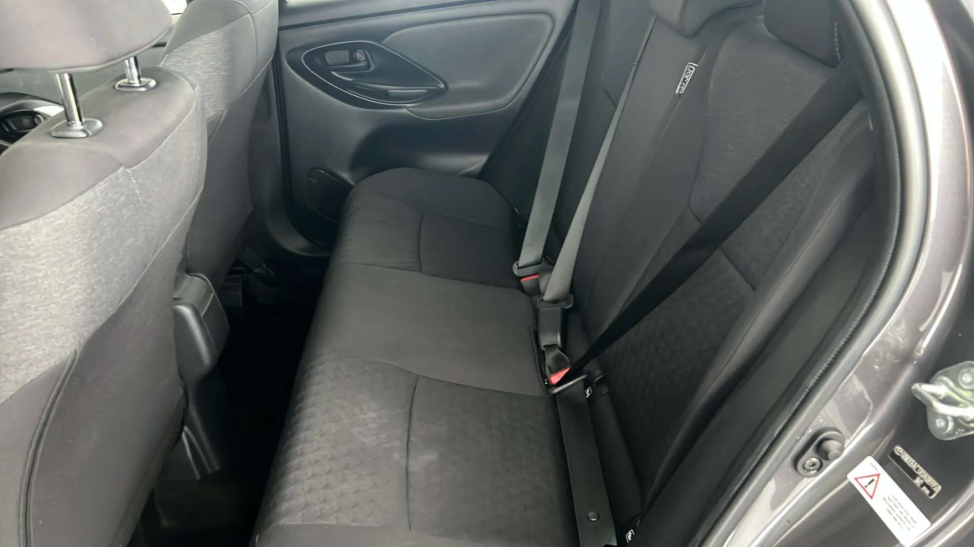 2021 TOYOTA YARIS 2021 TOYOTA YARIS