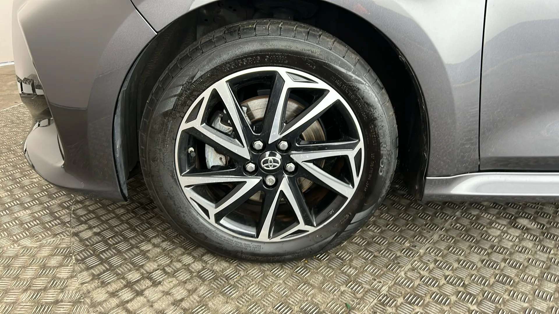 2021 TOYOTA YARIS 2021 TOYOTA YARIS