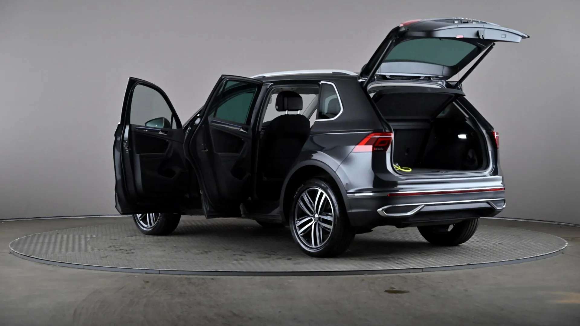2022 VOLKSWAGEN TIGUAN 2022 VOLKSWAGEN TIGUAN
