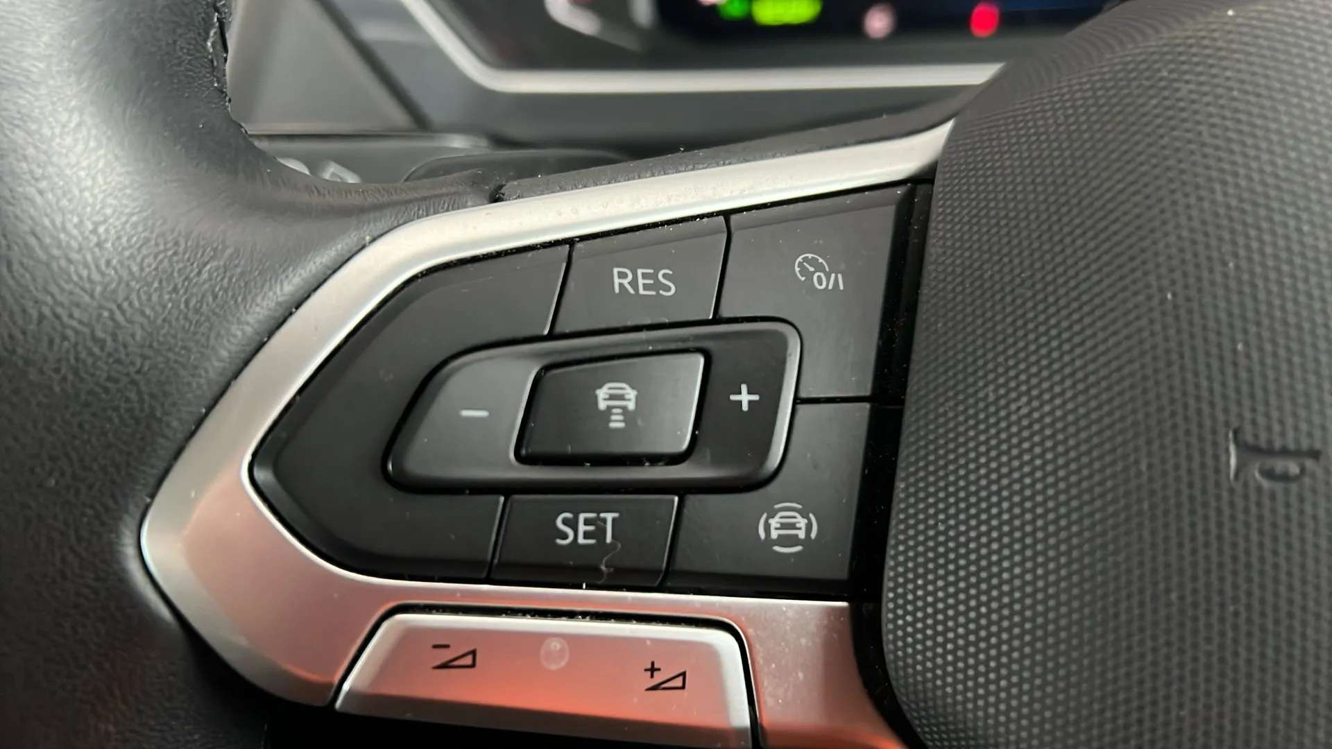 2022 VOLKSWAGEN TIGUAN 2022 VOLKSWAGEN TIGUAN