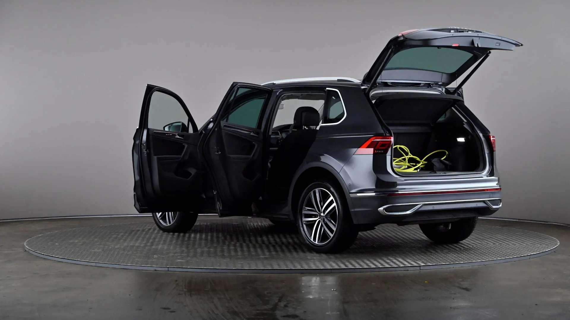 2023 VOLKSWAGEN TIGUAN 2023 VOLKSWAGEN TIGUAN