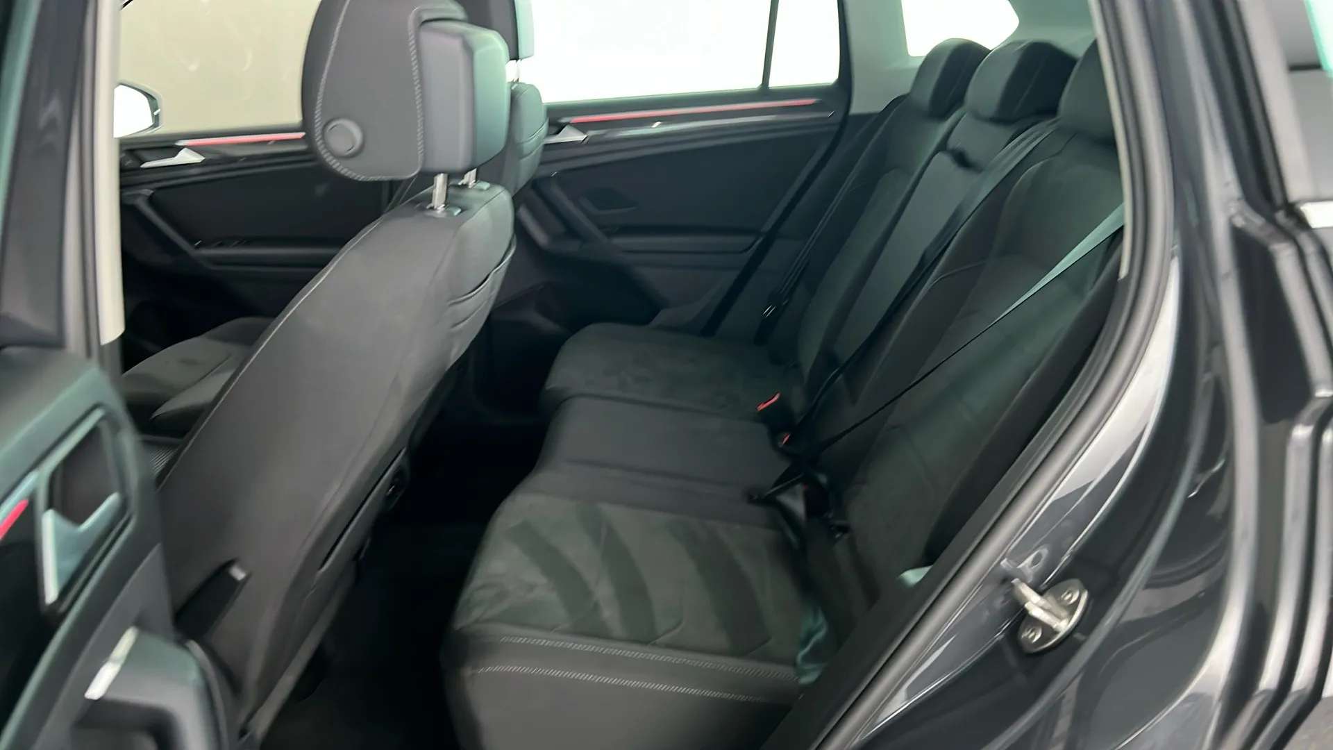 2023 VOLKSWAGEN TIGUAN 2023 VOLKSWAGEN TIGUAN