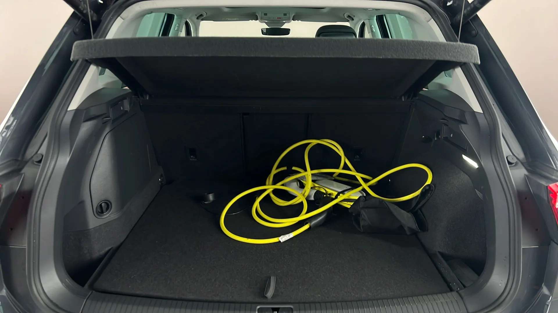 2023 VOLKSWAGEN TIGUAN 2023 VOLKSWAGEN TIGUAN