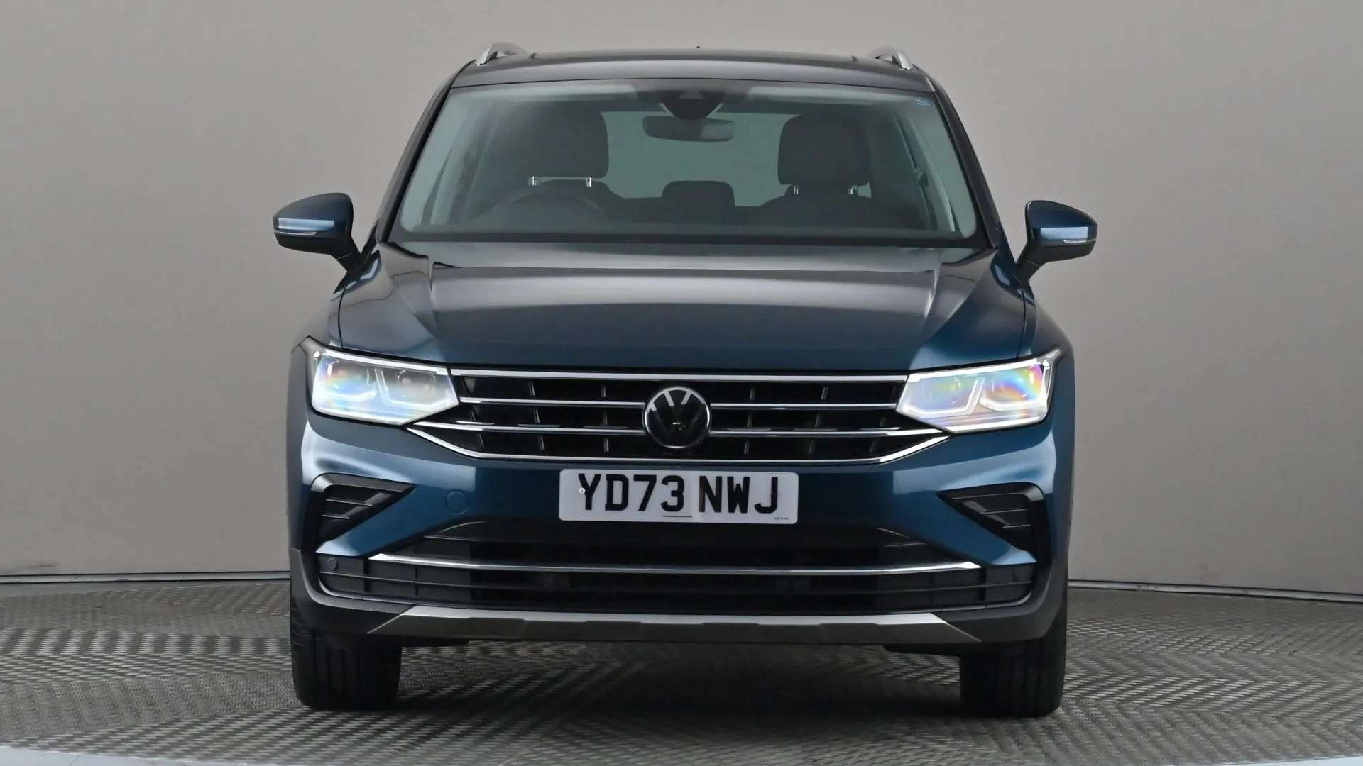 A 2023 VOLKSWAGEN TIGUAN 1.4 TSI eHybrid Elegance DSG A 2023 VOLKSWAGEN TIGUAN 1.4 TSI eHybrid Elegance DSG