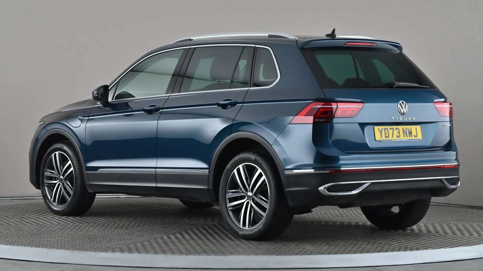 A 2023 VOLKSWAGEN TIGUAN 1.4 TSI eHybrid Elegance DSG A 2023 VOLKSWAGEN TIGUAN 1.4 TSI eHybrid Elegance DSG