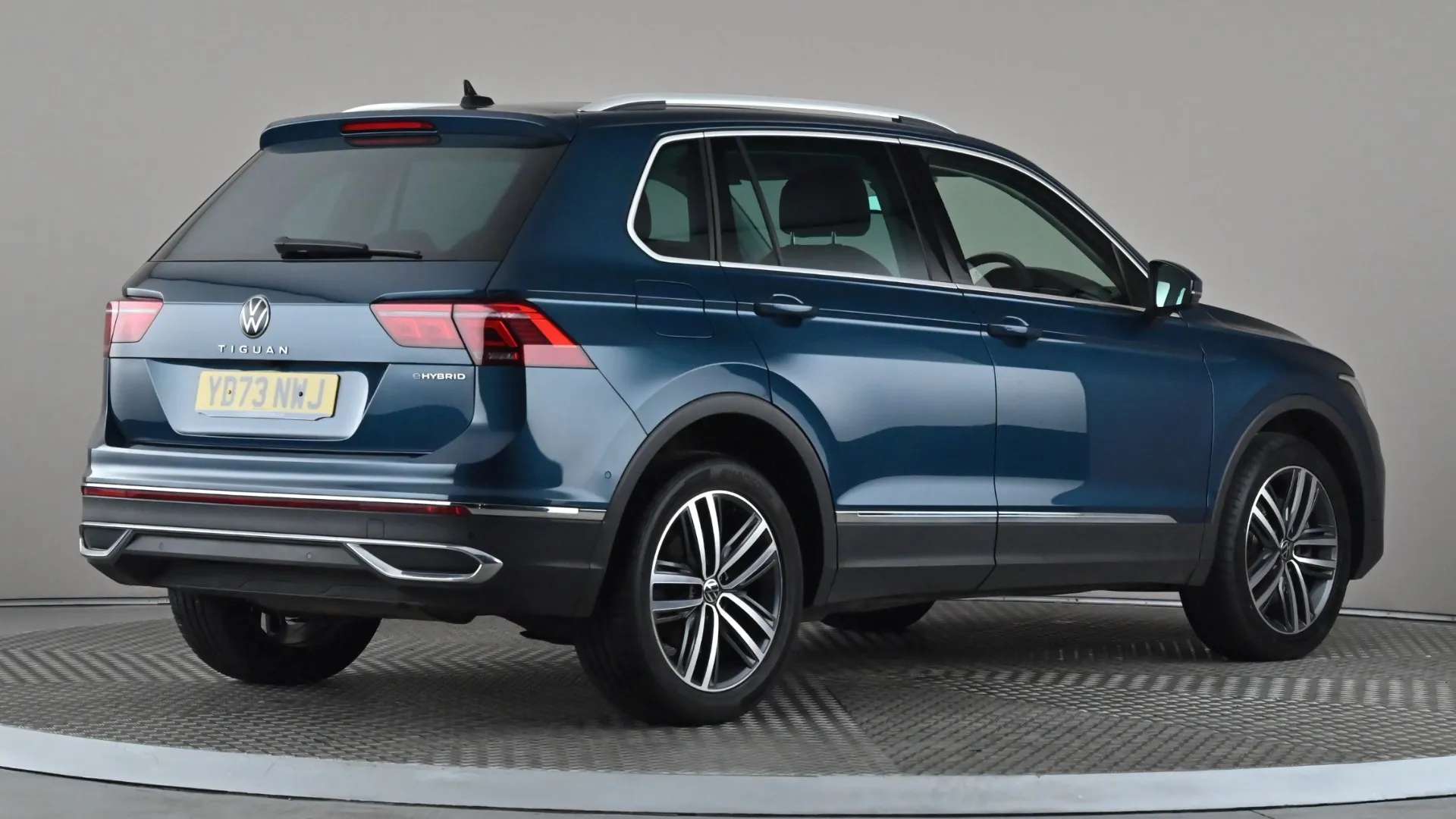 2023 VOLKSWAGEN TIGUAN 2023 VOLKSWAGEN TIGUAN