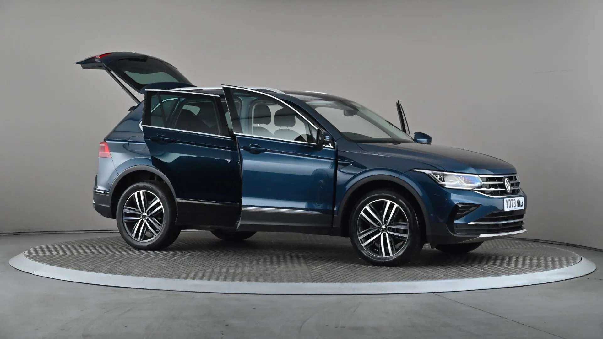 2023 VOLKSWAGEN TIGUAN 2023 VOLKSWAGEN TIGUAN