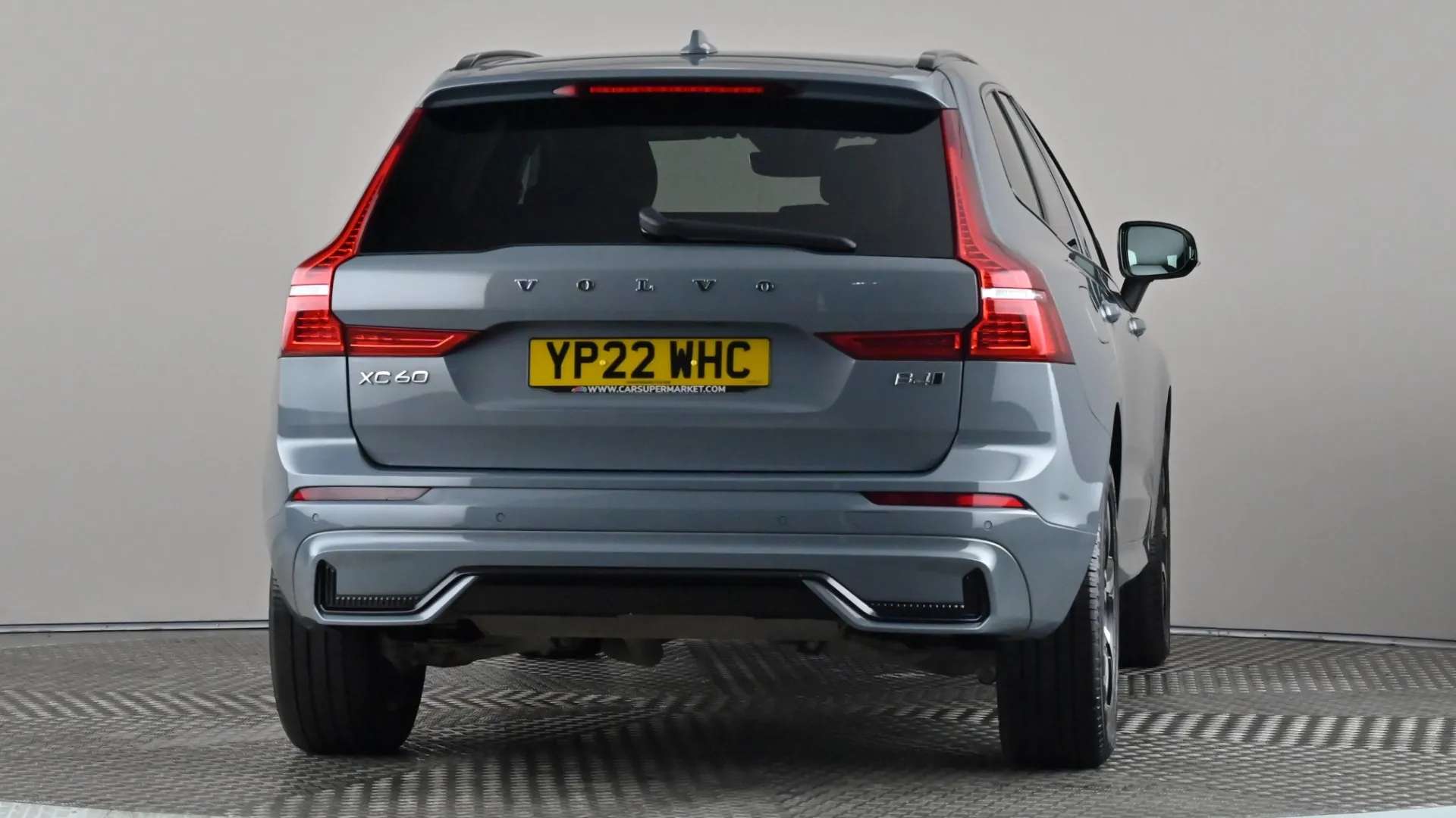 2022 VOLVO XC60 2022 VOLVO XC60