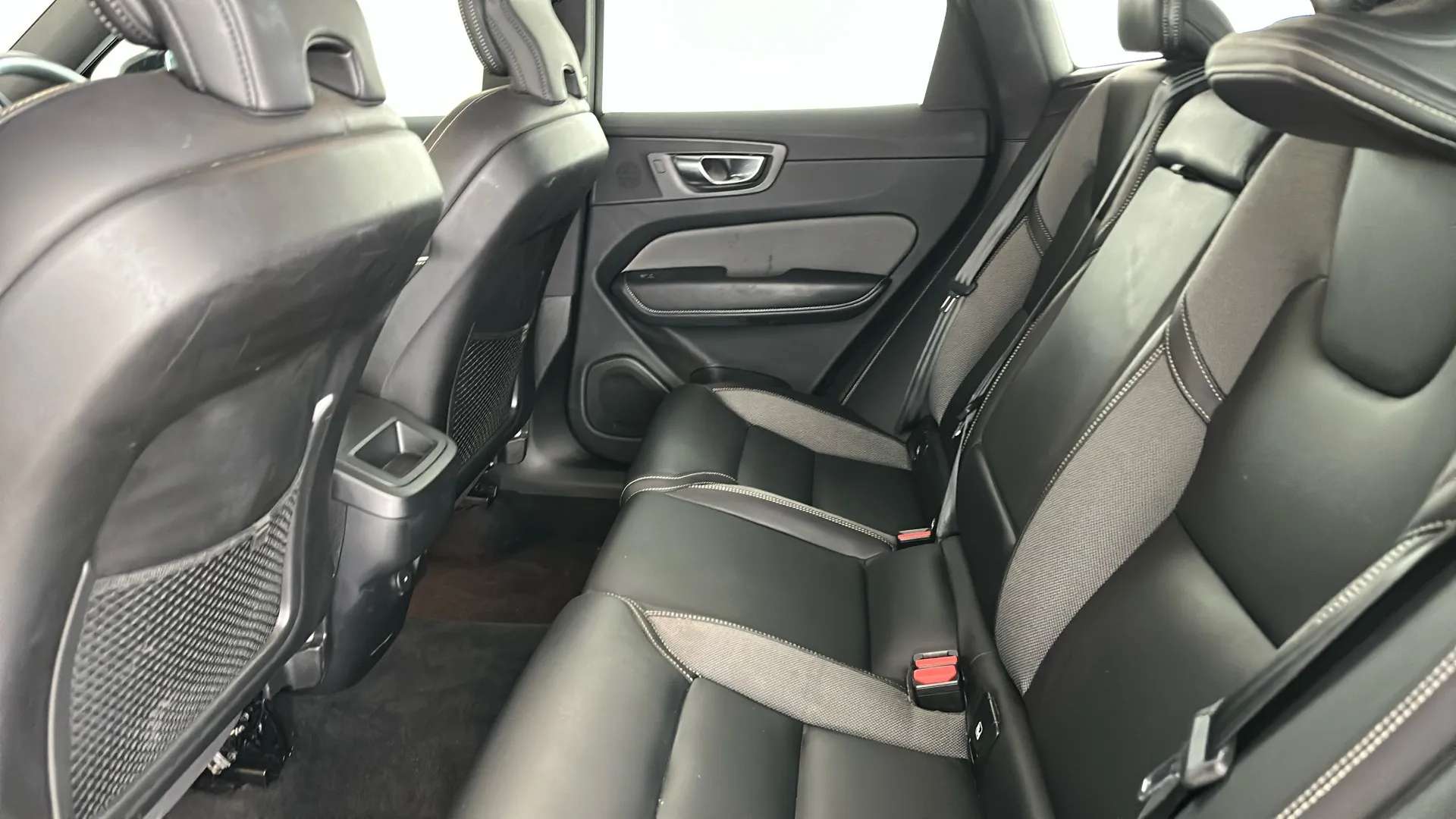 2022 VOLVO XC60 2022 VOLVO XC60