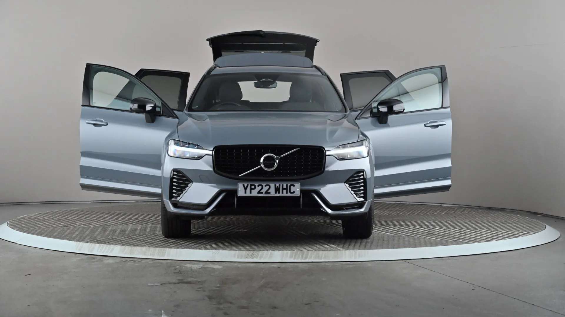 2022 VOLVO XC60 2022 VOLVO XC60