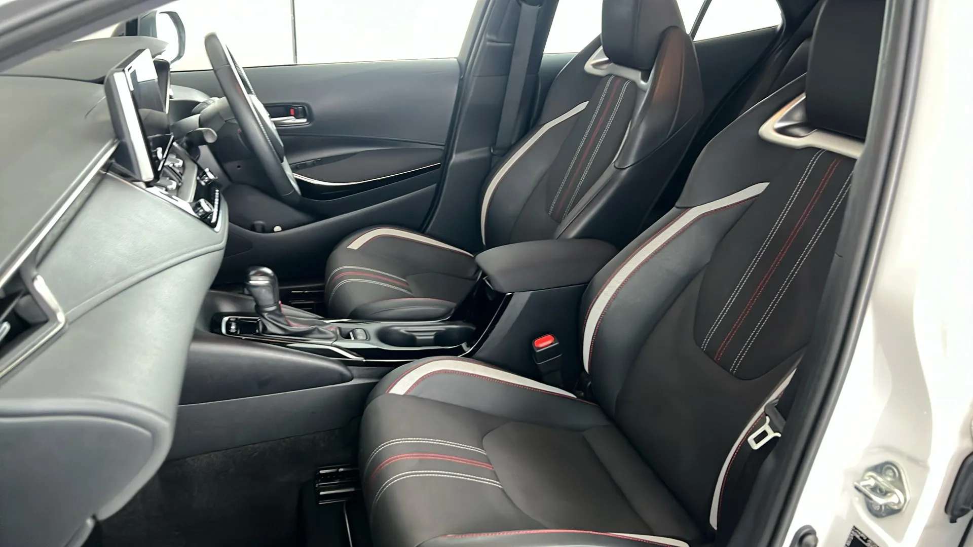 2022 TOYOTA COROLLA 2022 TOYOTA COROLLA