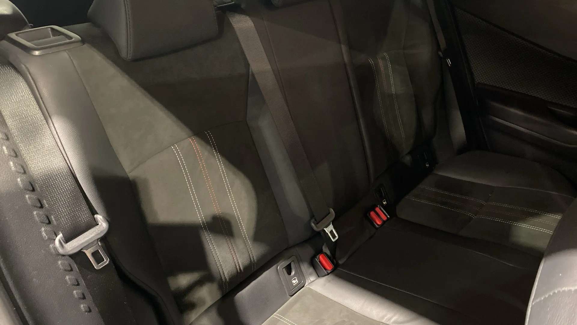 A 2023 TOYOTA C-HR 1.8 Hybrid GR Sport CVT A 2023 TOYOTA C-HR 1.8 Hybrid GR Sport CVT