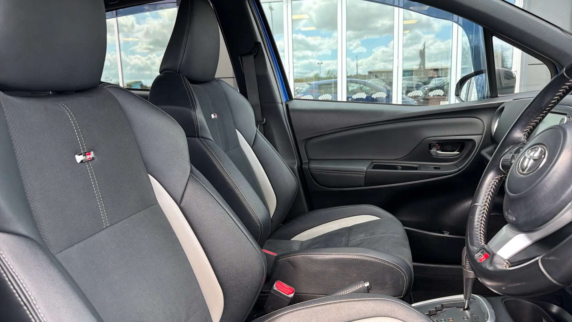 2020 TOYOTA YARIS 2020 TOYOTA YARIS