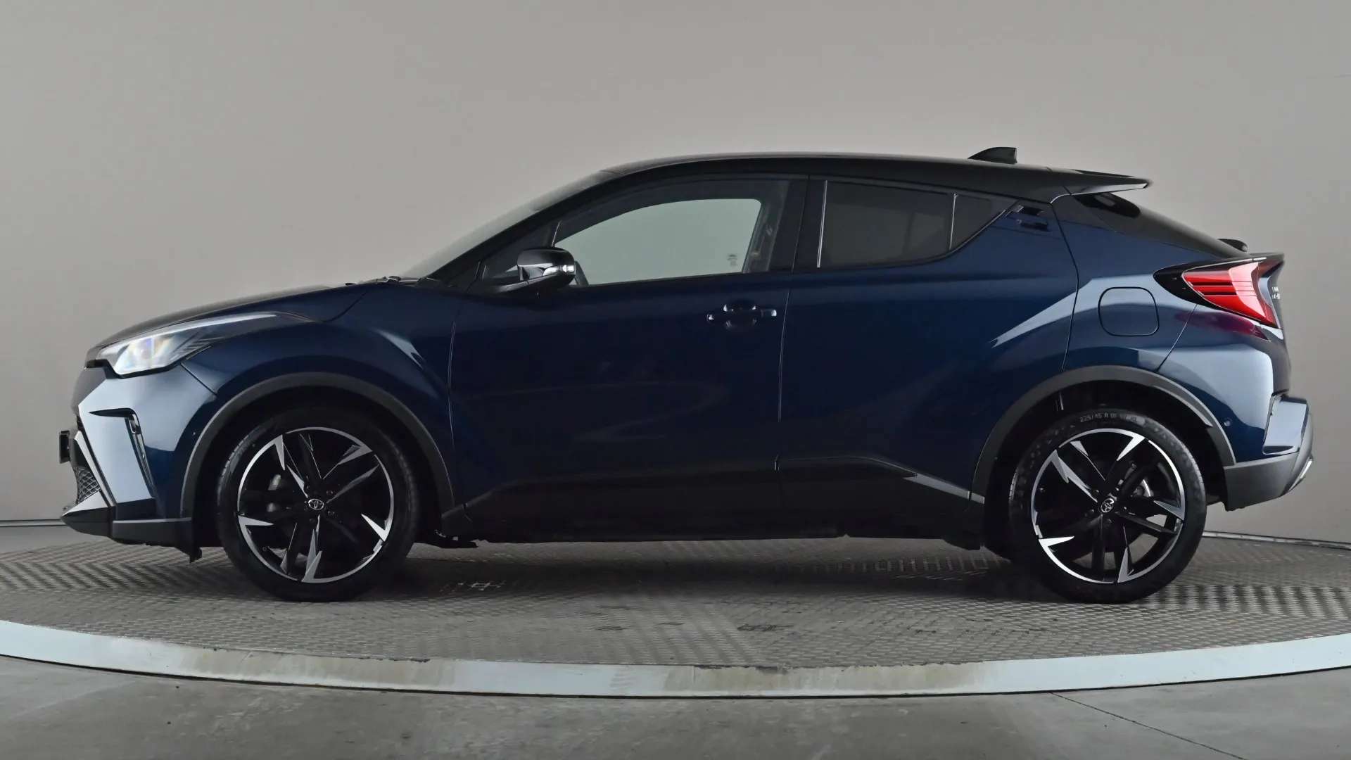 A 2023 TOYOTA C-HR 1.8 Hybrid GR Sport CVT A 2023 TOYOTA C-HR 1.8 Hybrid GR Sport CVT