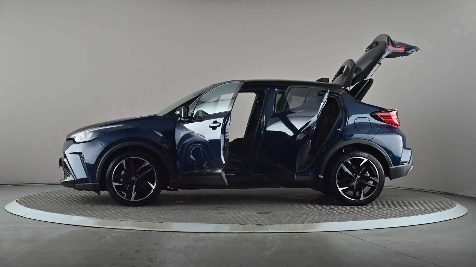 2023 TOYOTA C-HR 2023 TOYOTA C-HR